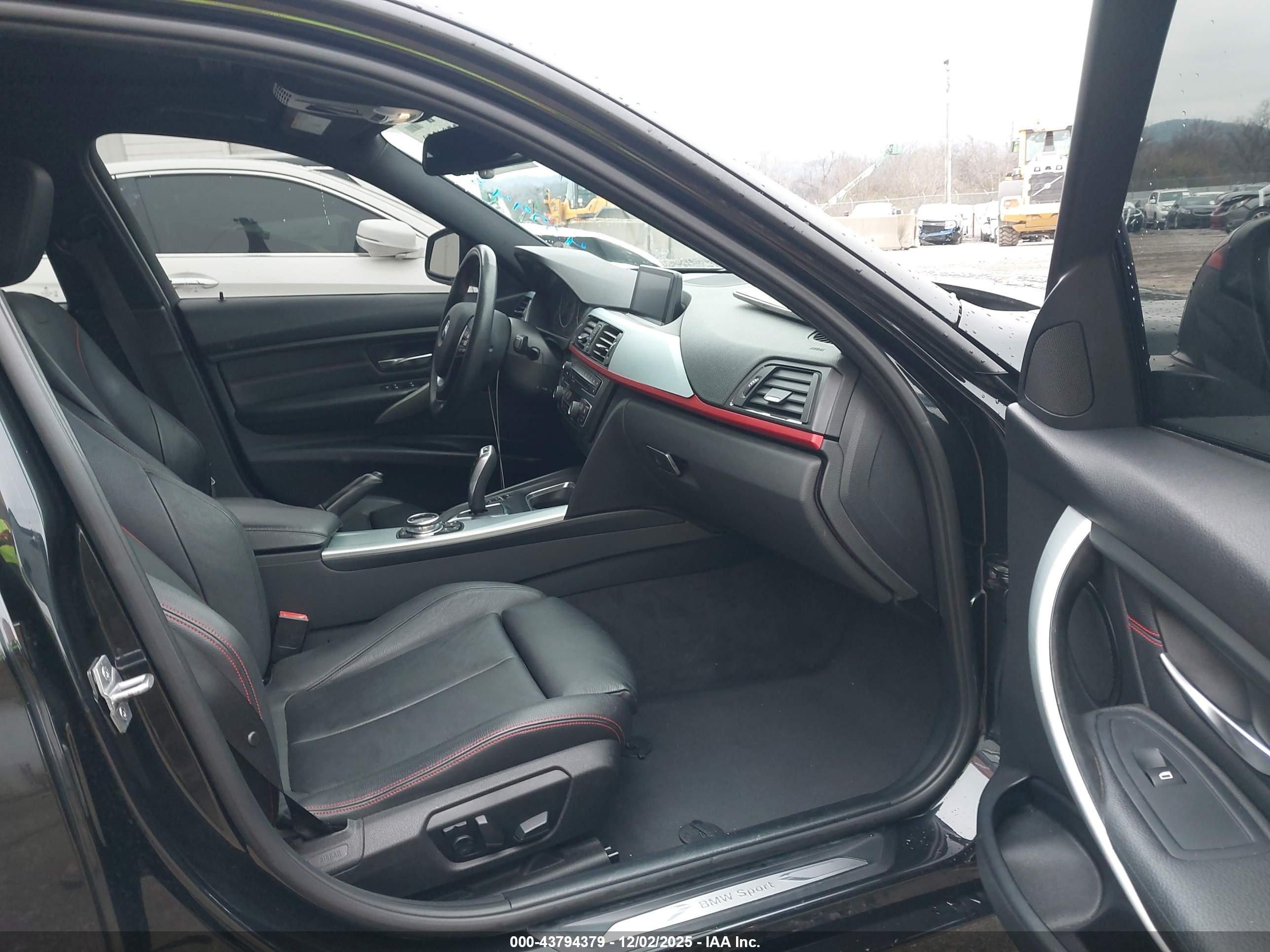BMW 328I image 5
