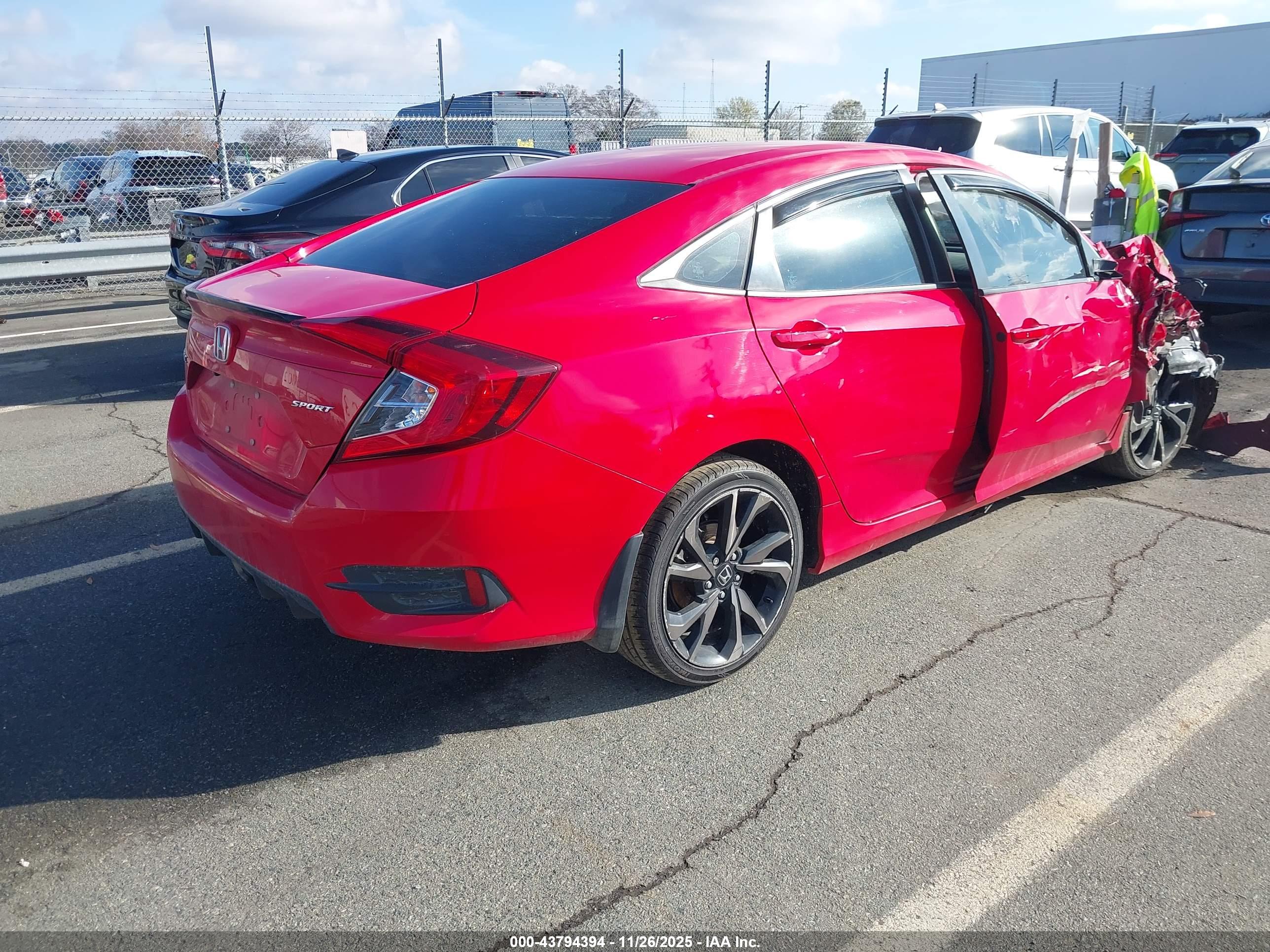 HONDA CIVIC image 4