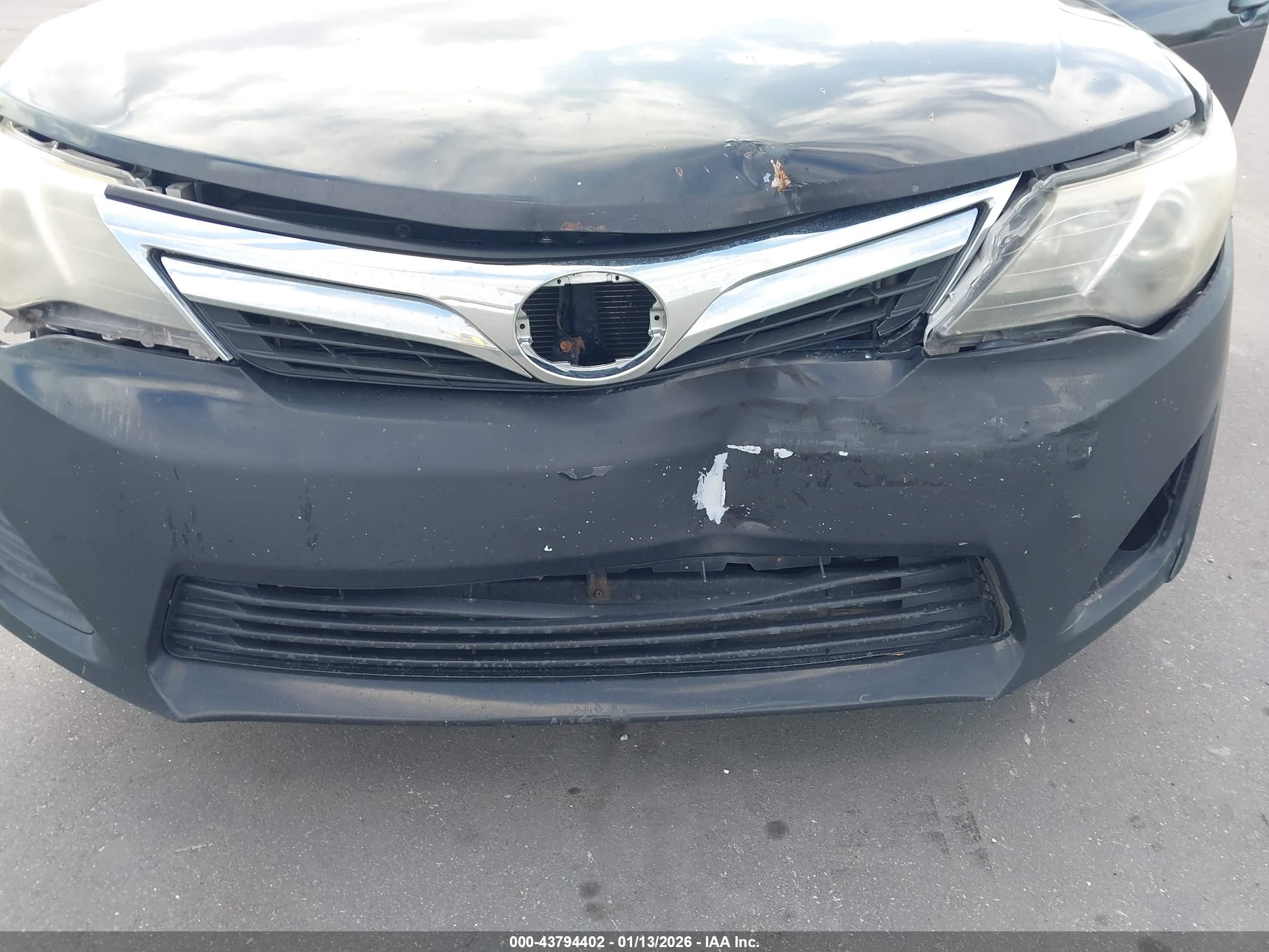 TOYOTA CAMRY image 6