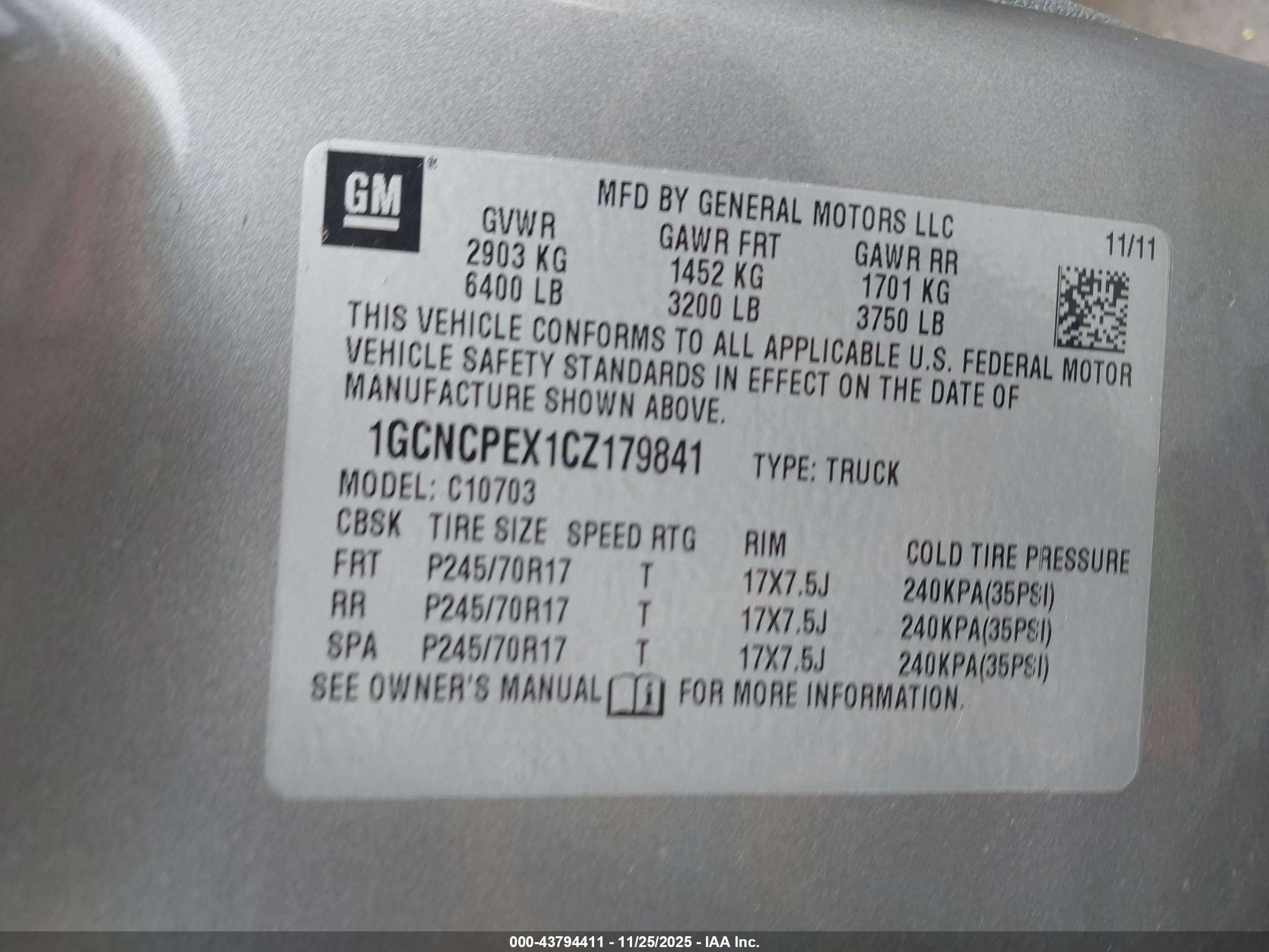 CHEVROLET SILVERADO image 9