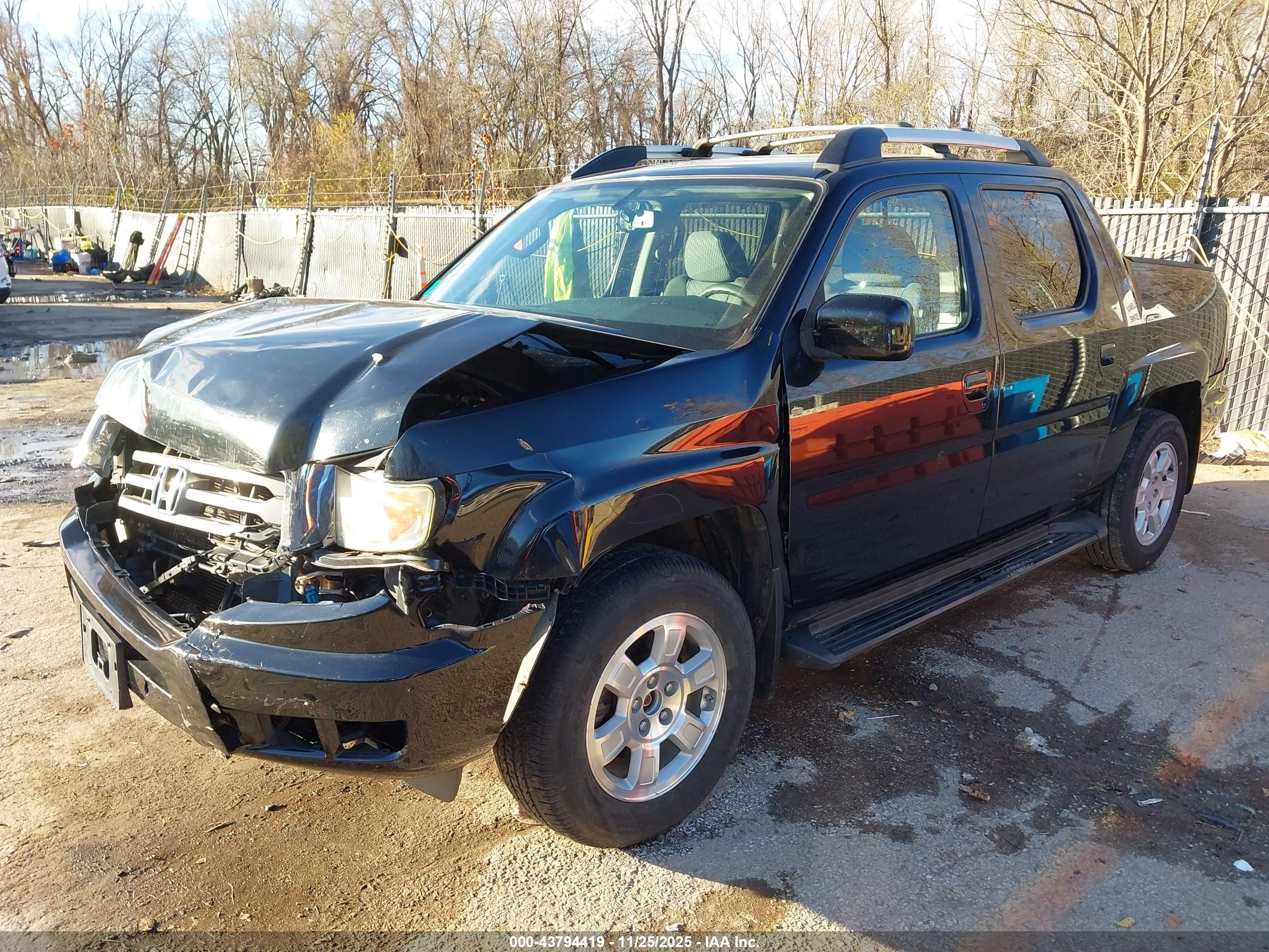HONDA RIDGELINE image 2