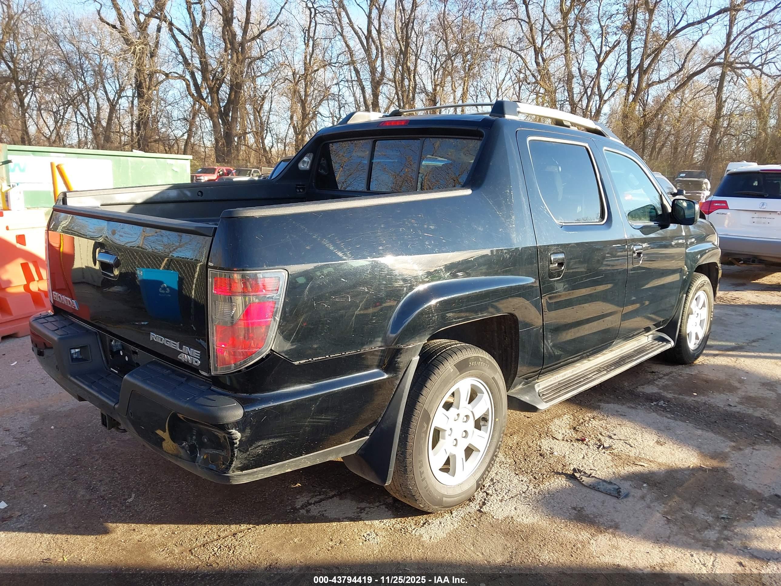HONDA RIDGELINE image 4