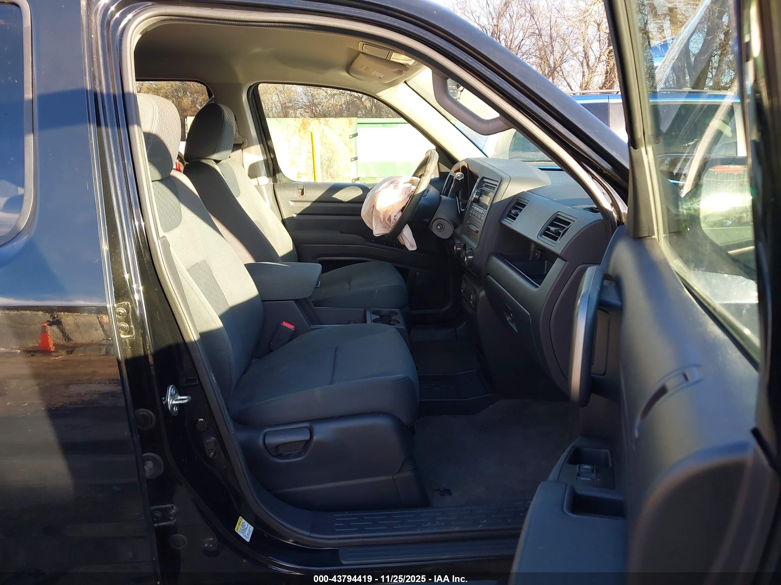 HONDA RIDGELINE image 5