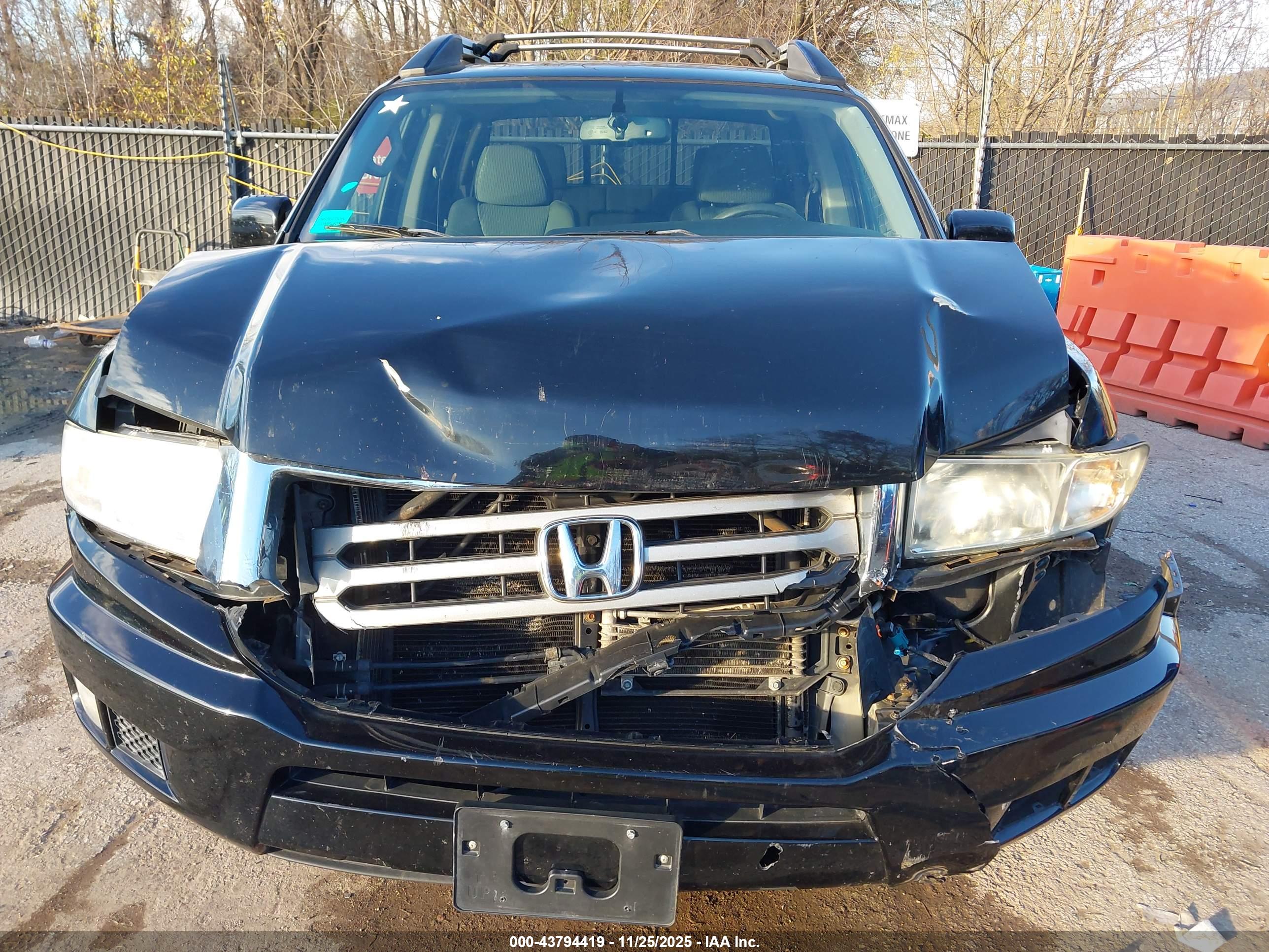 HONDA RIDGELINE image 6