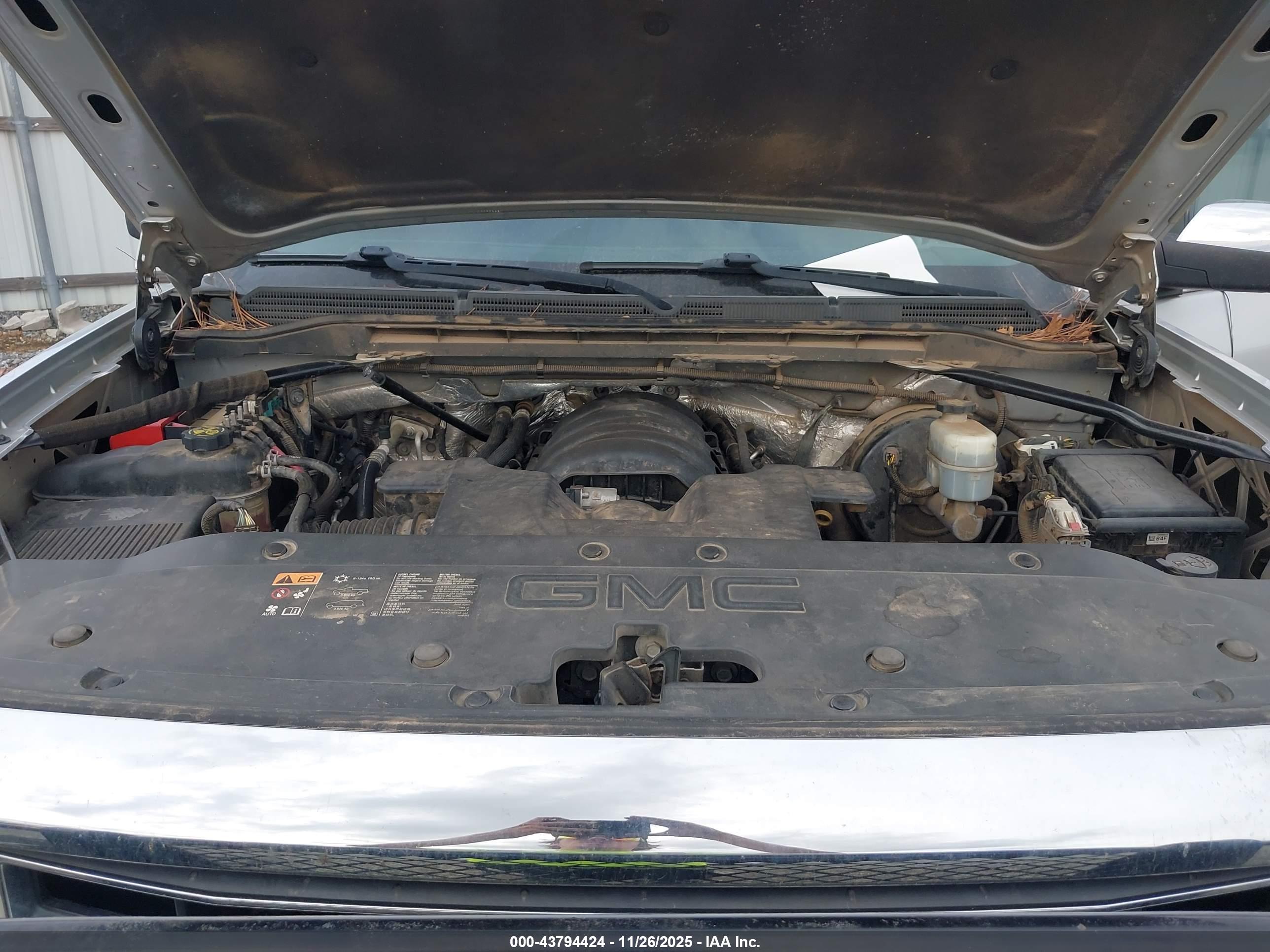 GMC SIERRA image 10