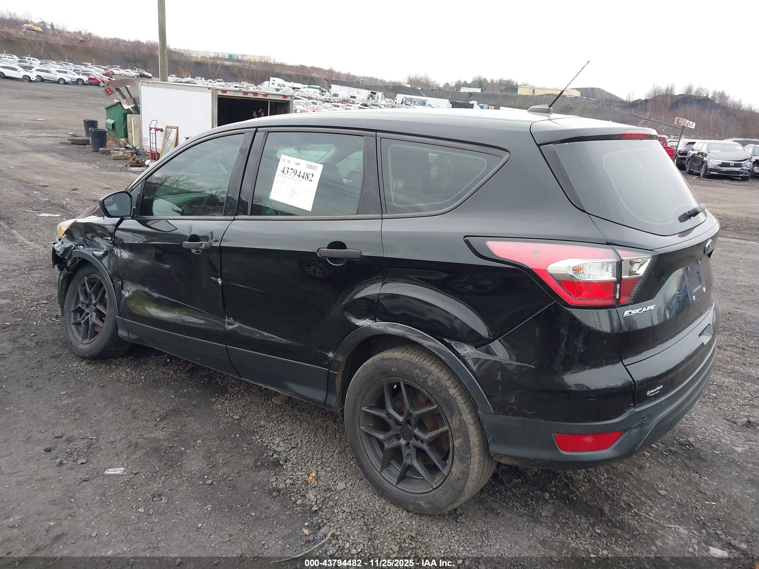 FORD ESCAPE image 3