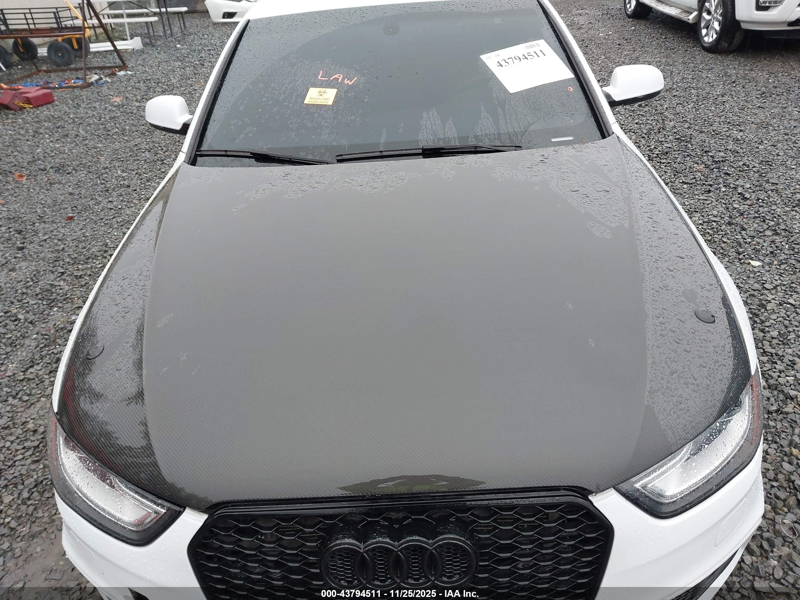 AUDI S4 image 10