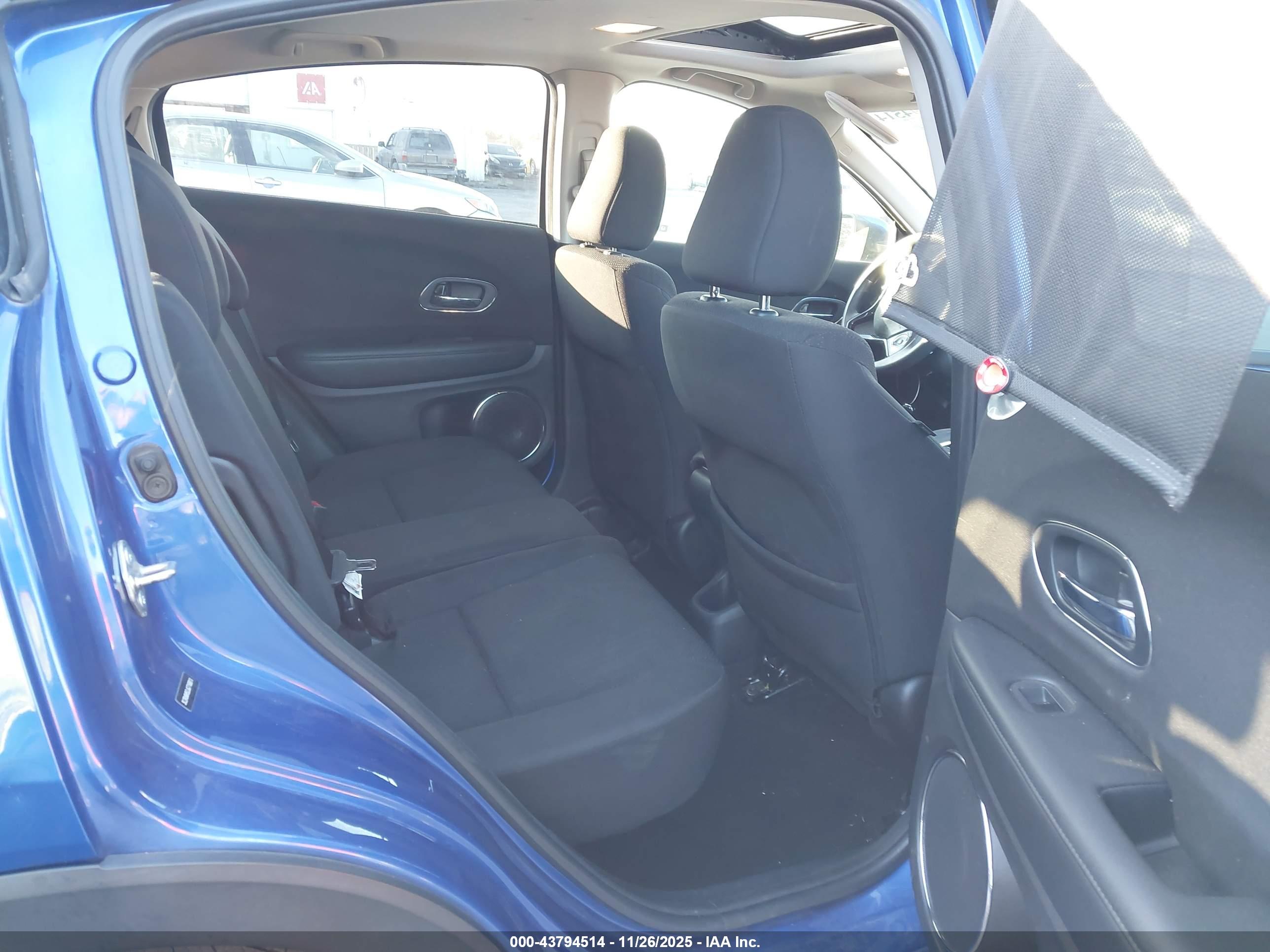 HONDA HR-V image 8