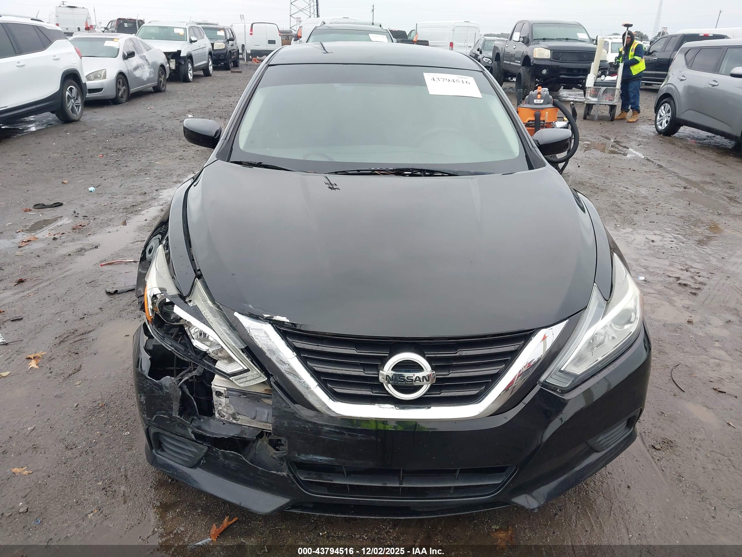 NISSAN ALTIMA image 6