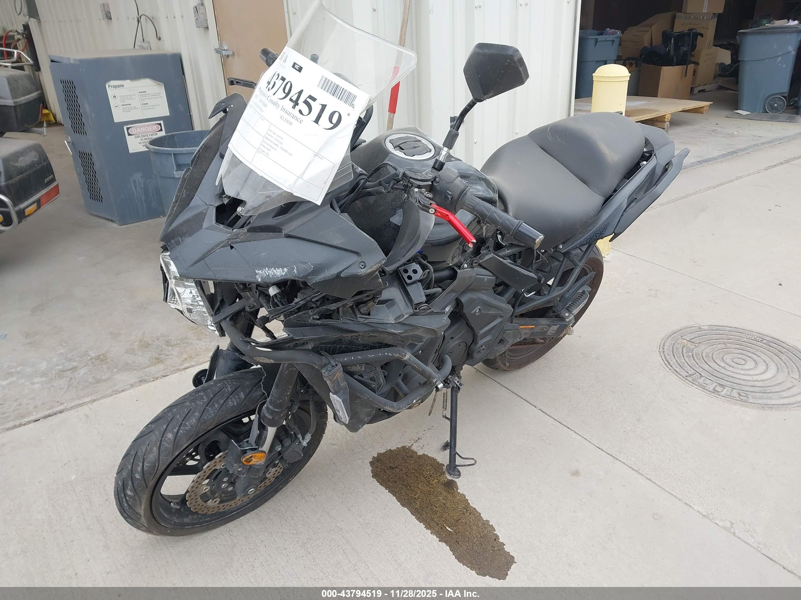KAWASAKI KLE650 image 2