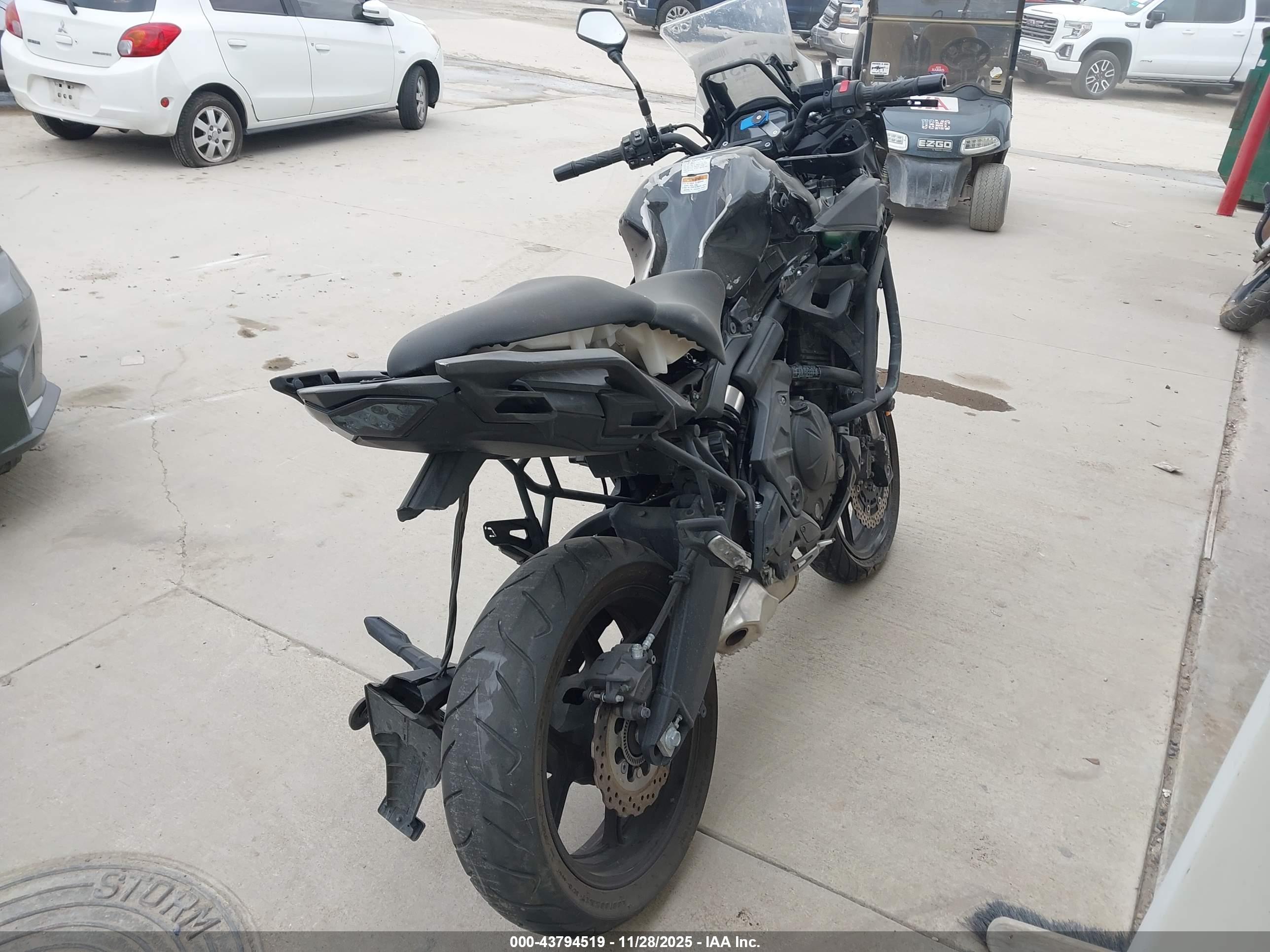 KAWASAKI KLE650 image 4