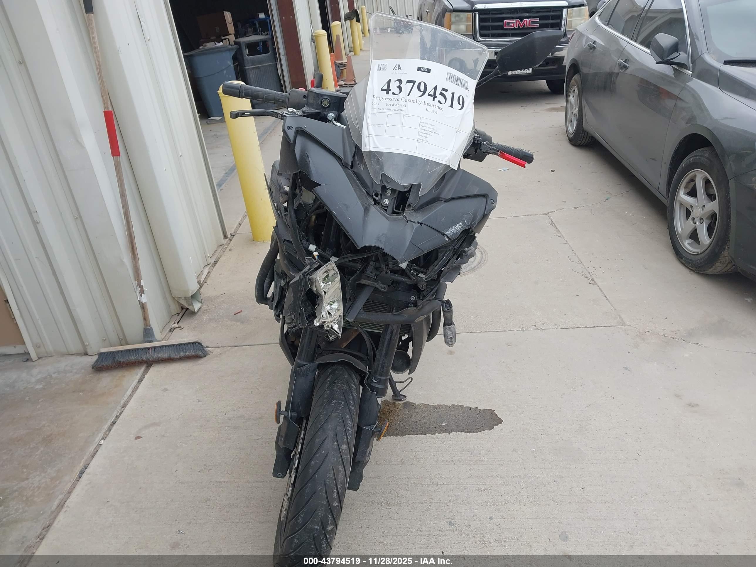 KAWASAKI KLE650 image 5