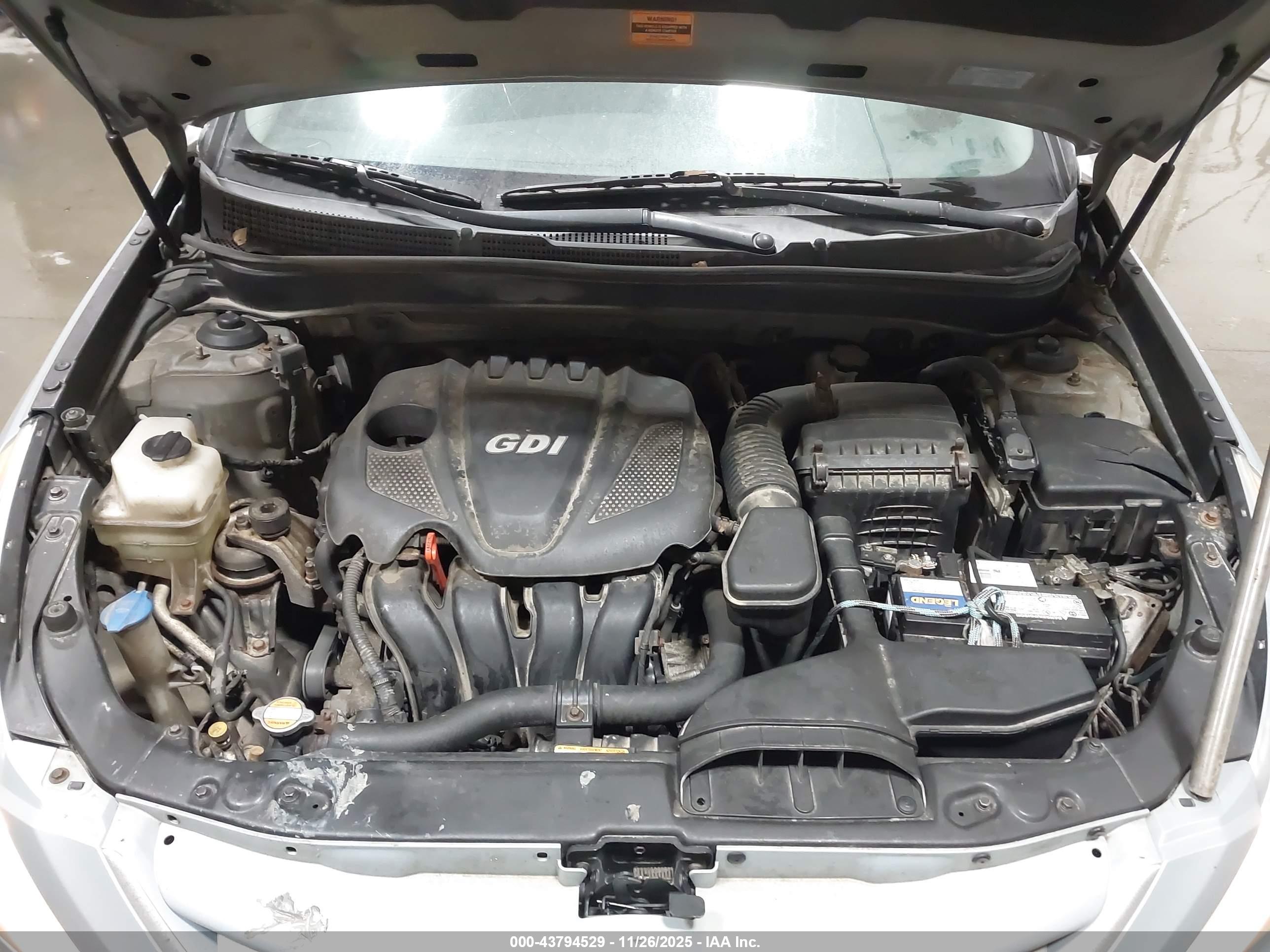 HYUNDAI SONATA image 10
