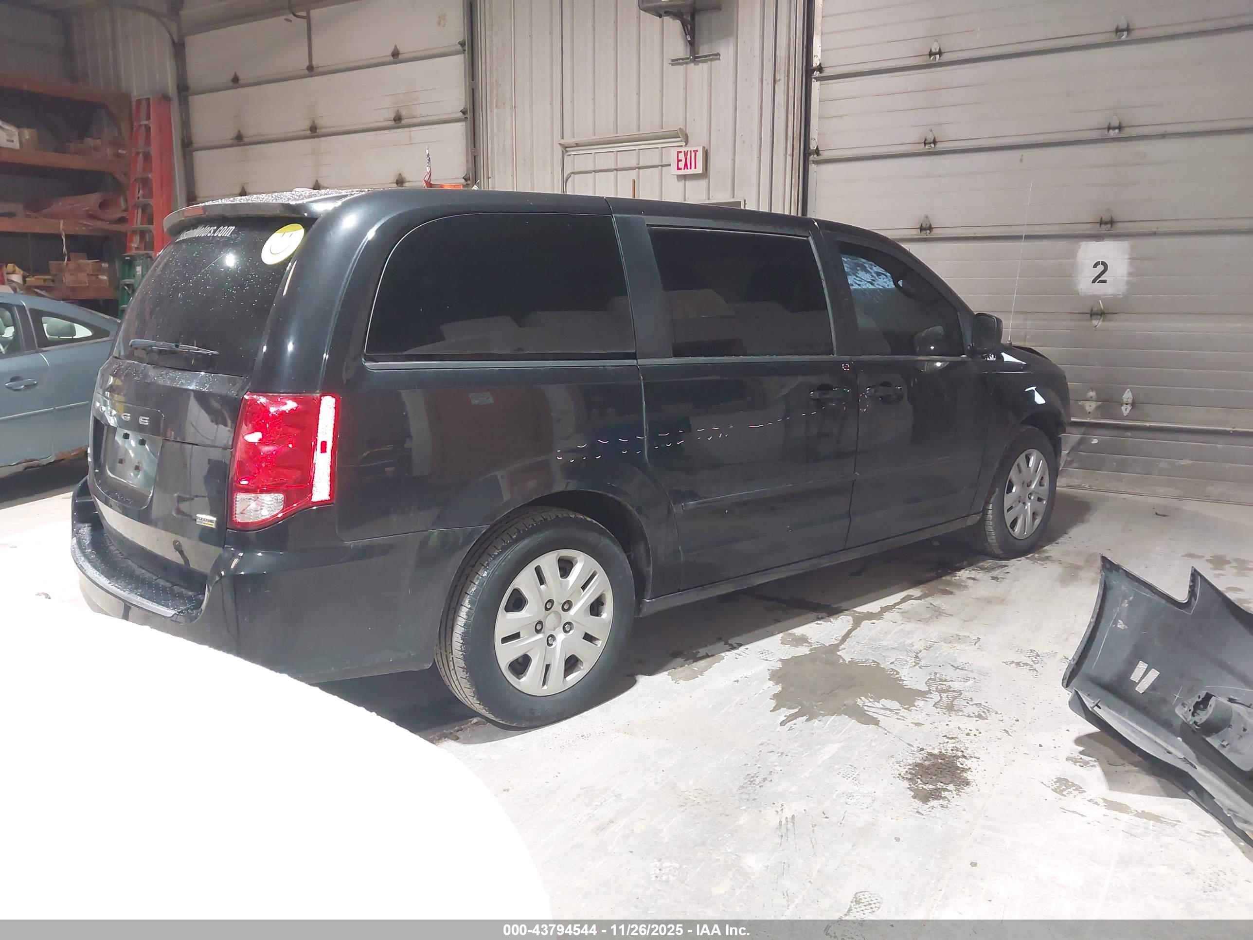 DODGE GRAND image 4