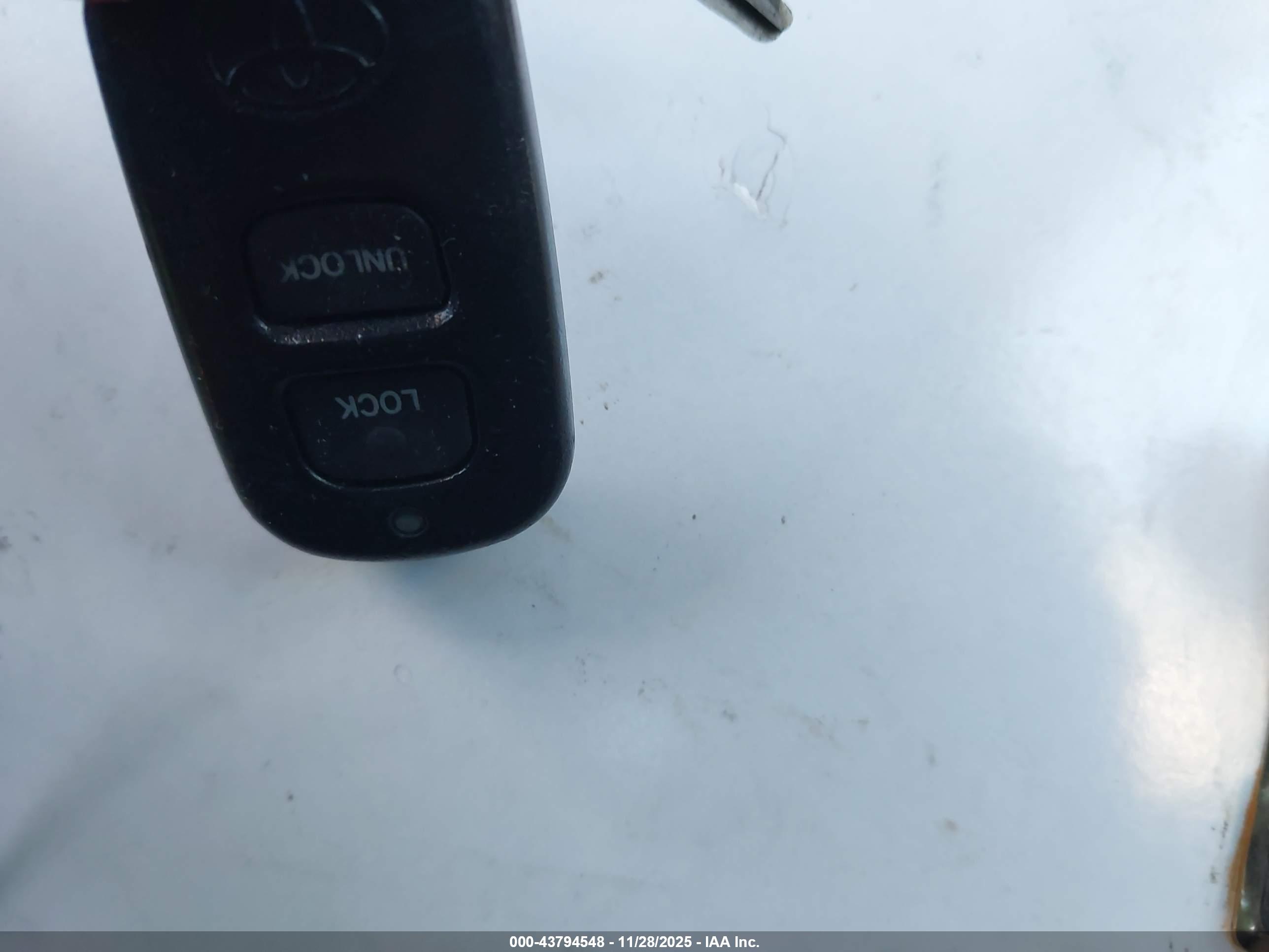 TOYOTA TACOMA image 11