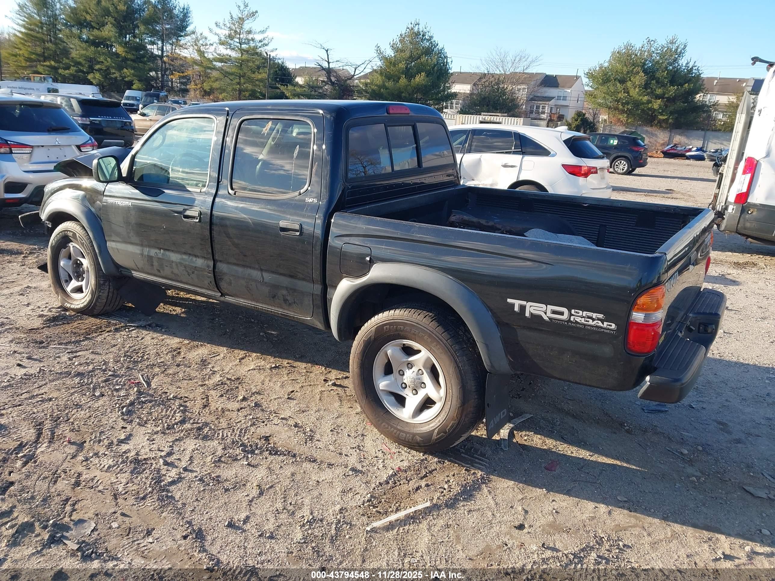 TOYOTA TACOMA image 3