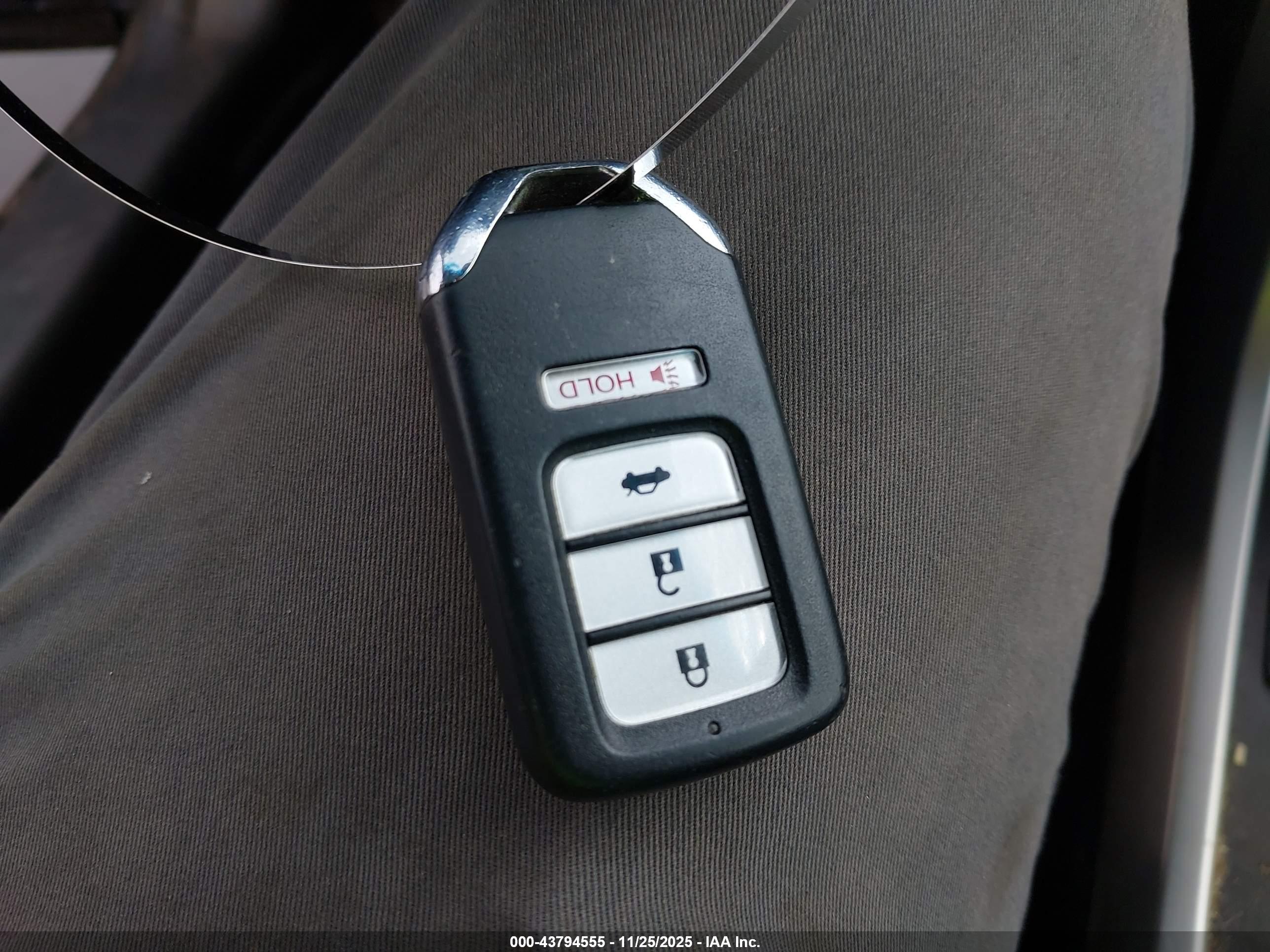HONDA ACCORD image 11