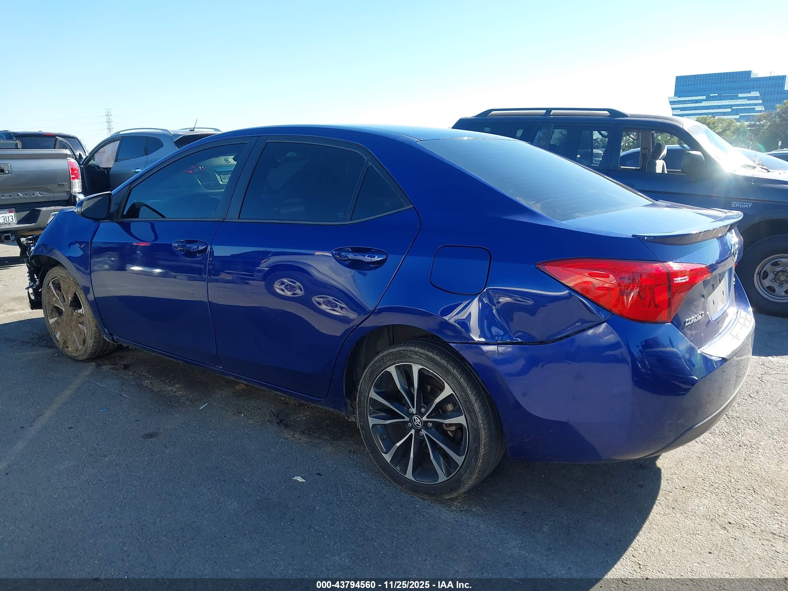 TOYOTA COROLLA image 3