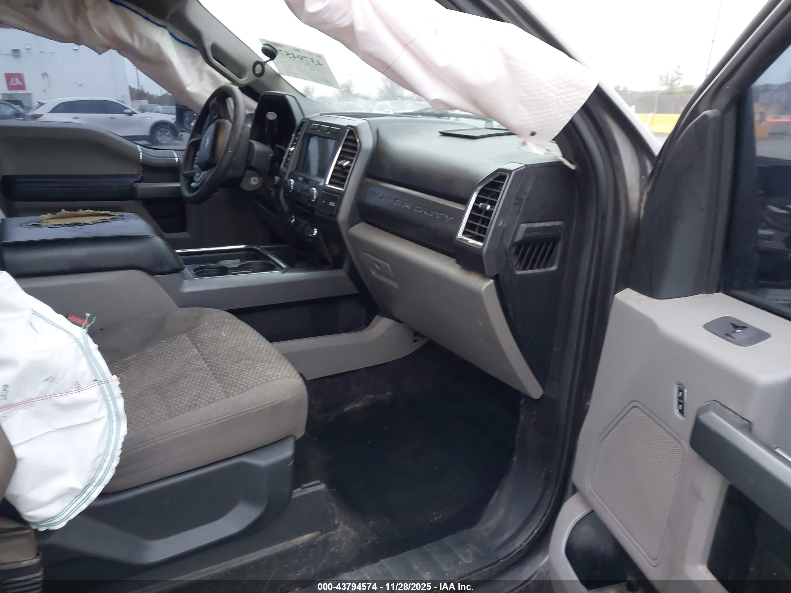 FORD F-250 image 5