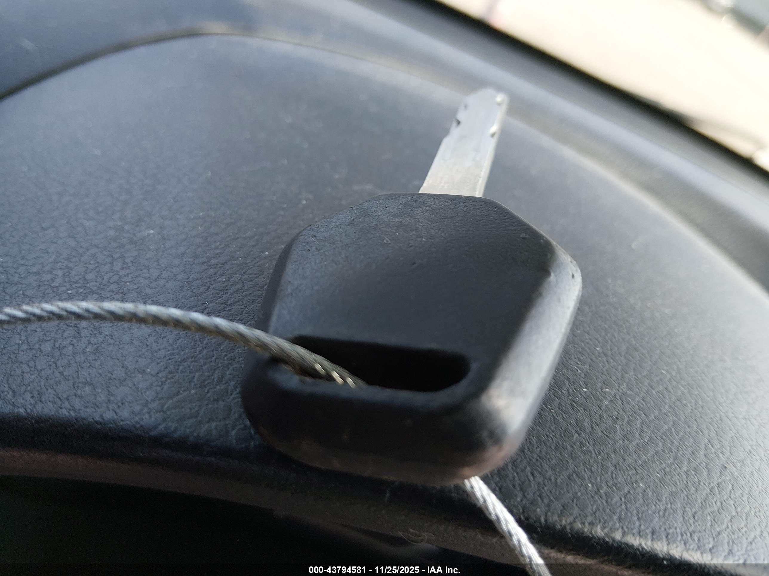 SUBARU FORESTER image 11