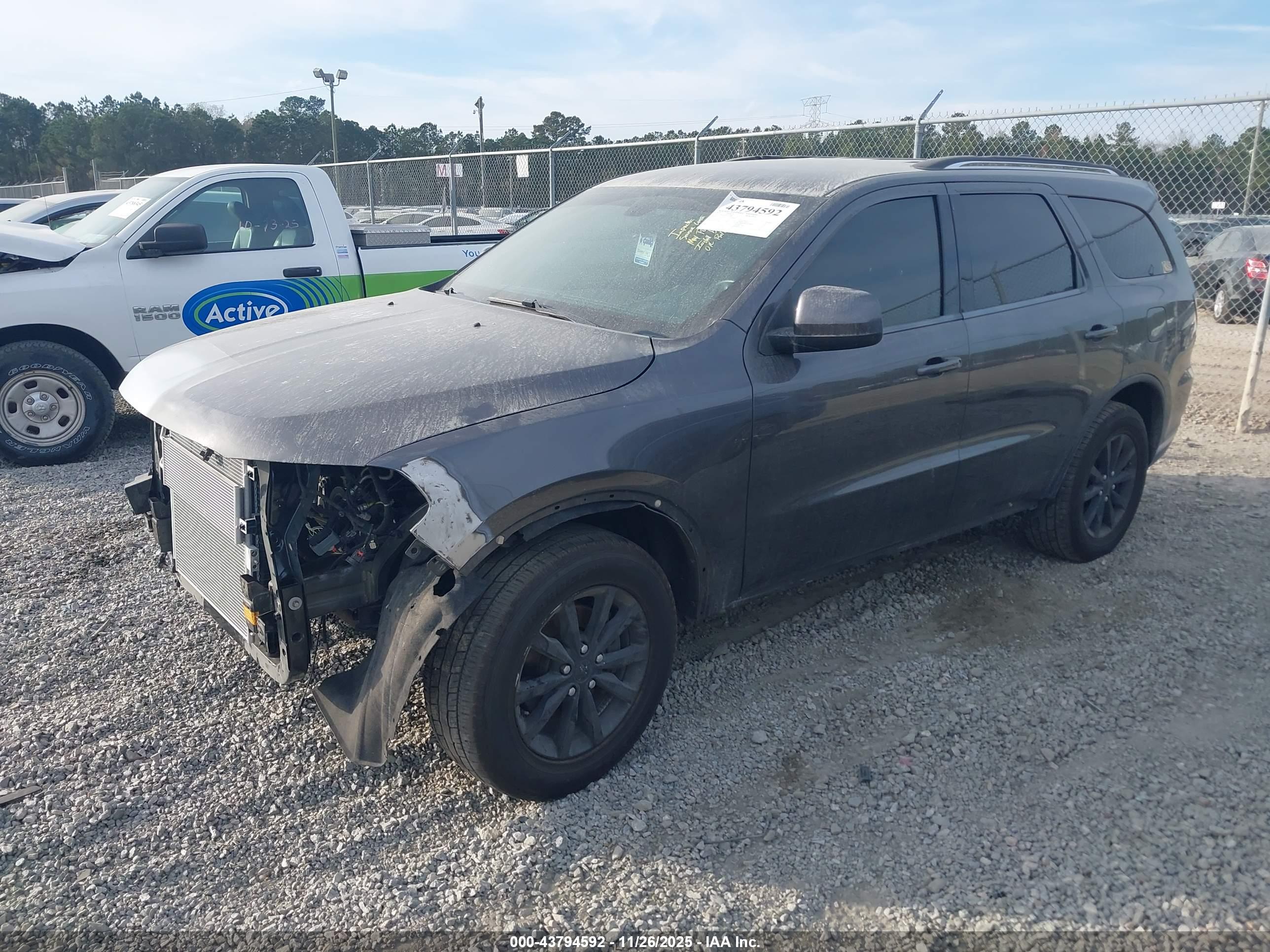 DODGE DURANGO image 2