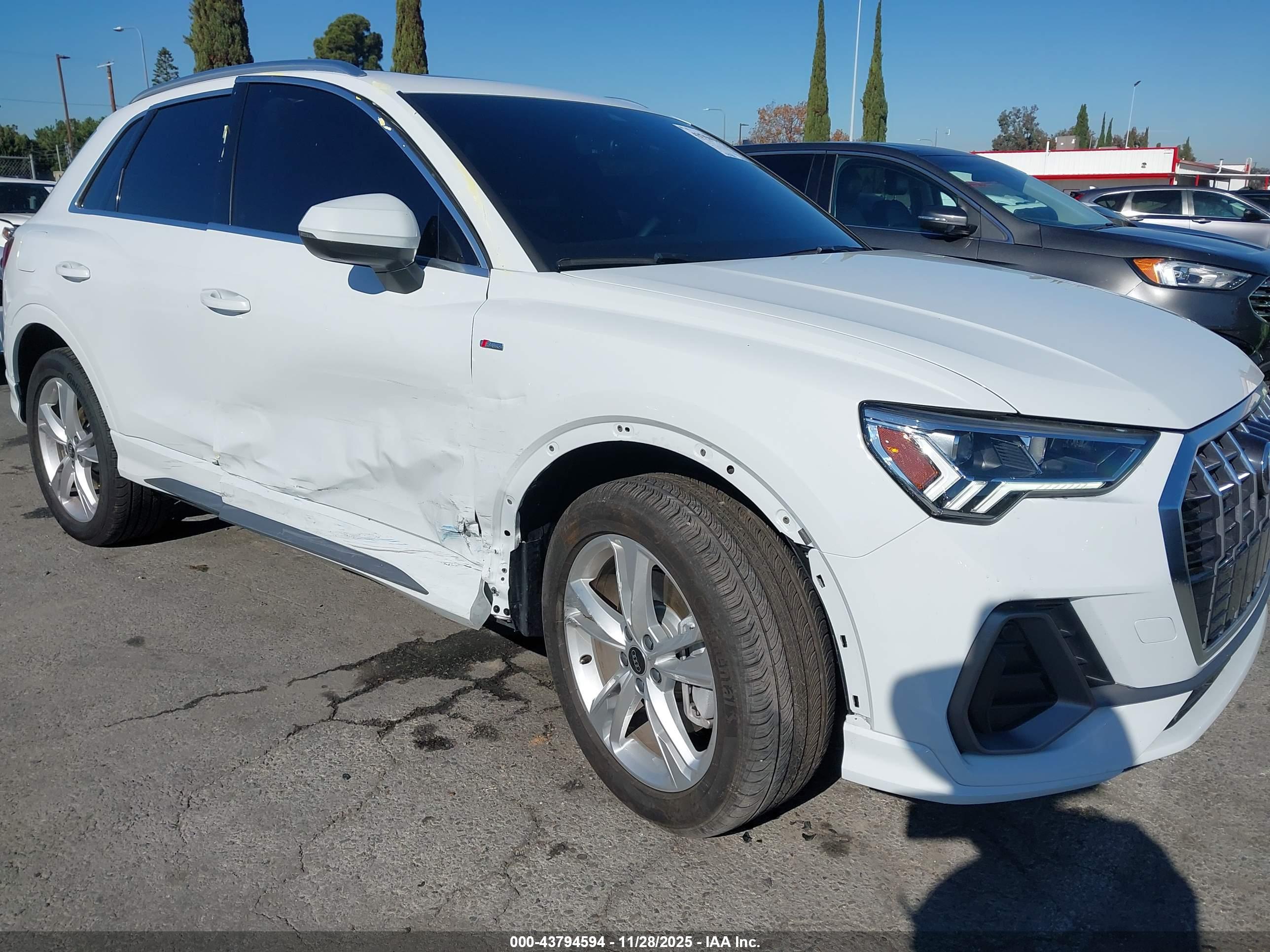 AUDI Q3 image 6
