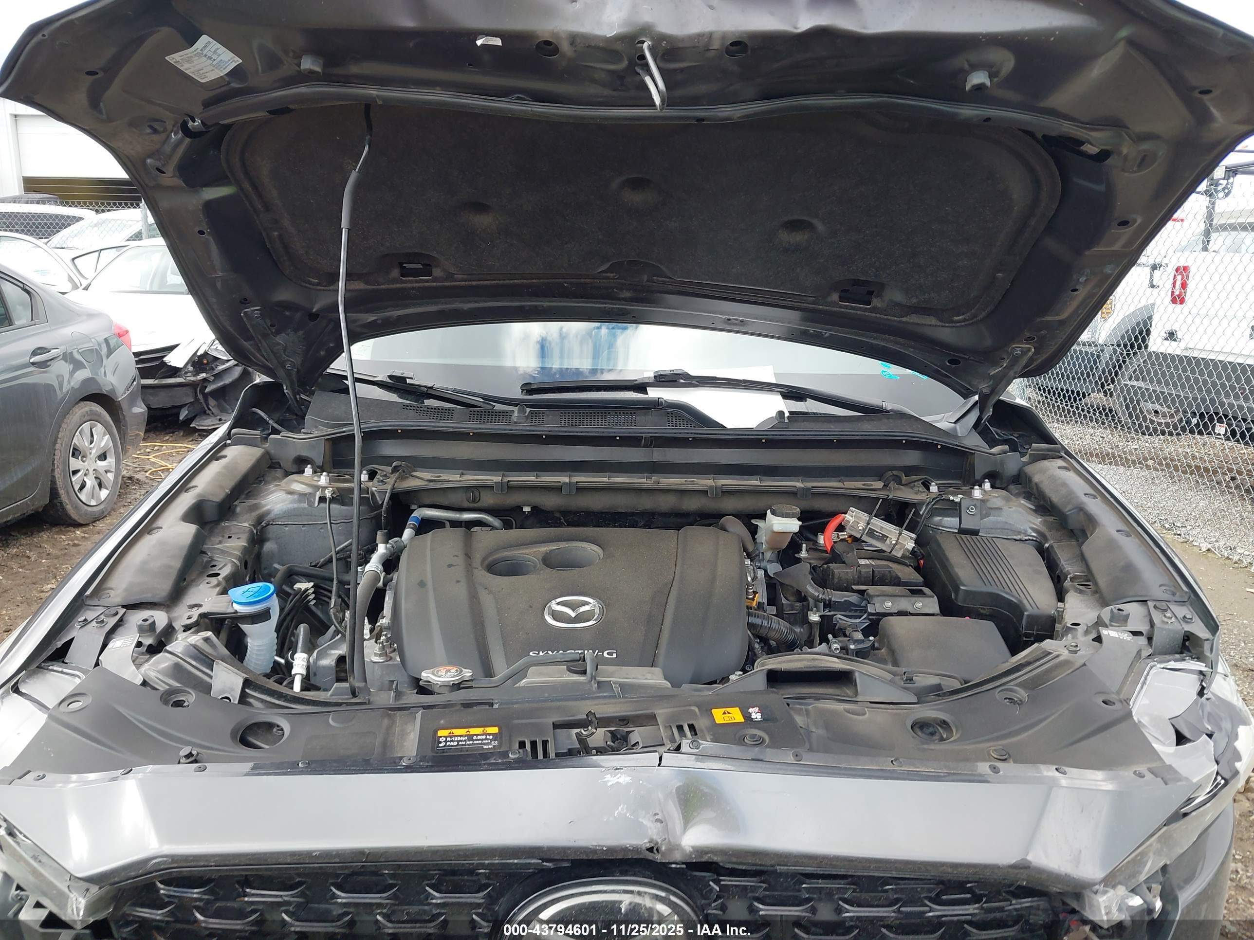 MAZDA CX-5 image 10