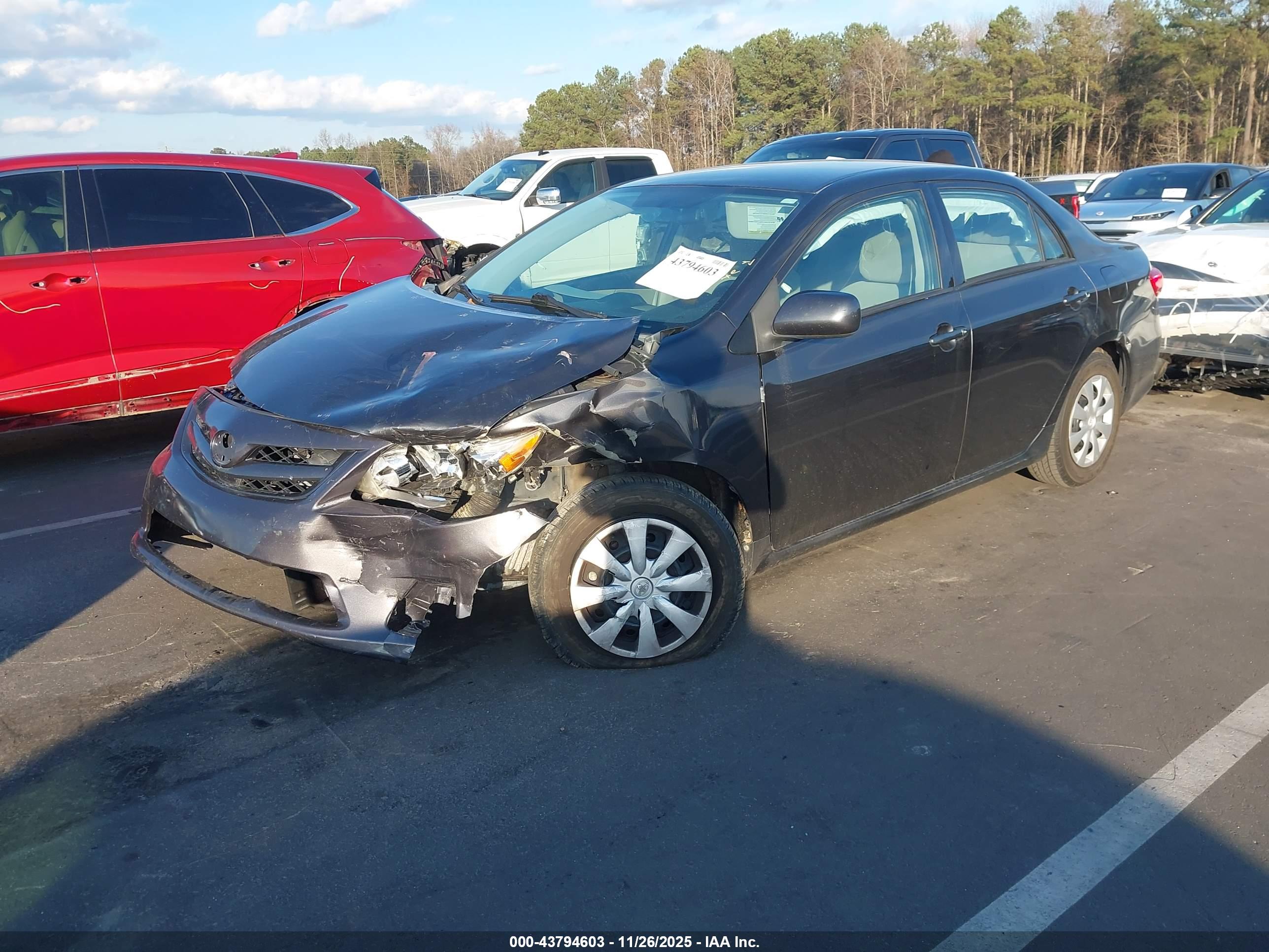 TOYOTA COROLLA image 2