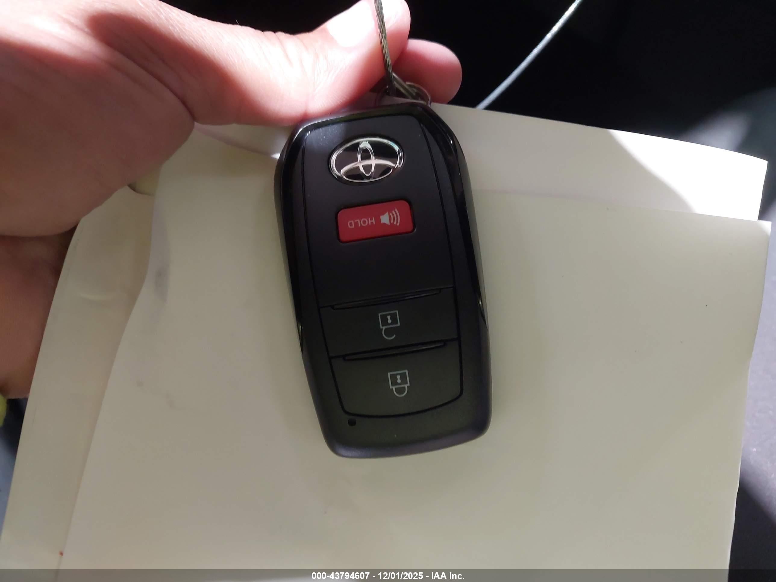 TOYOTA TACOMA image 11