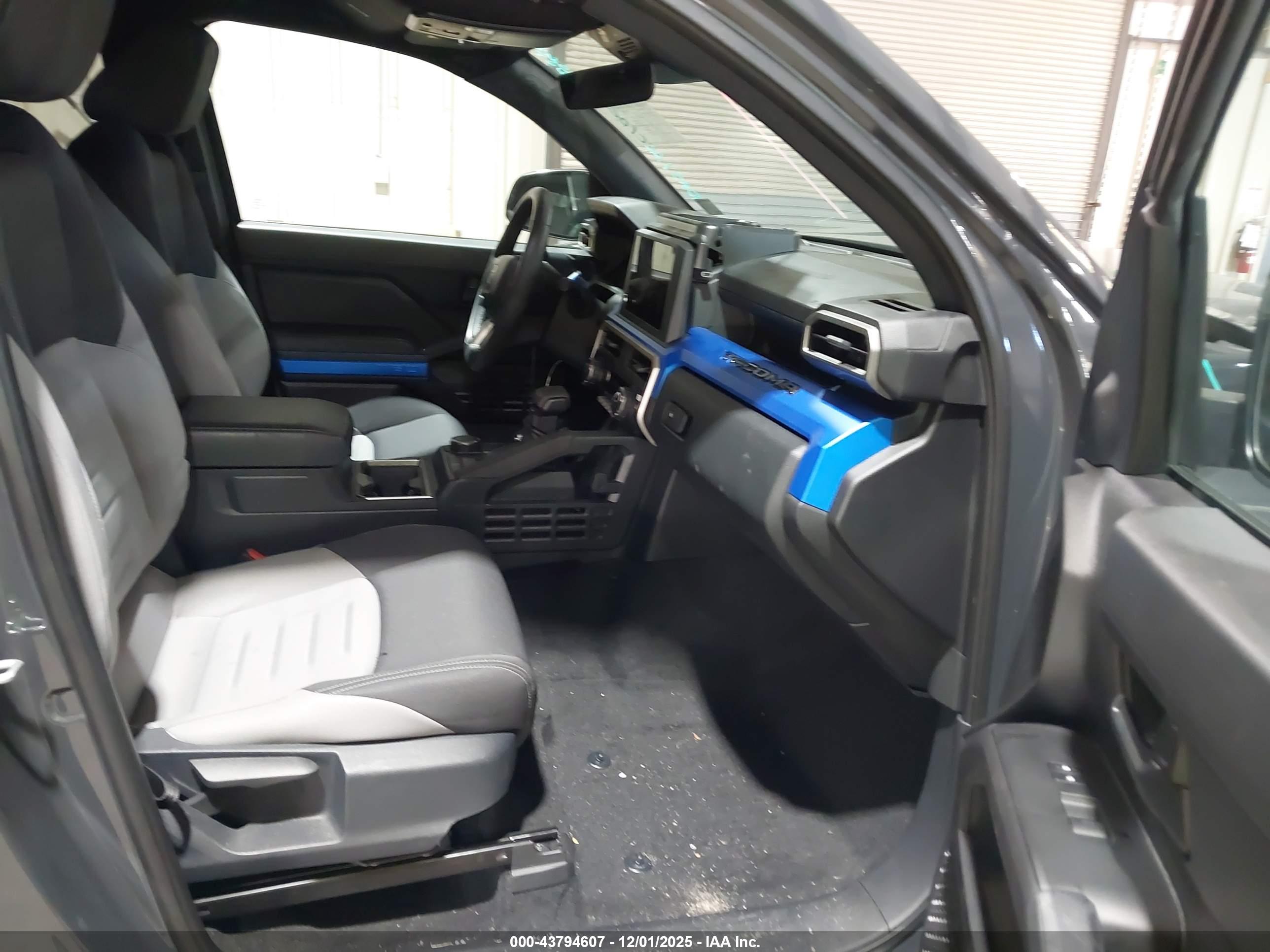 TOYOTA TACOMA image 5