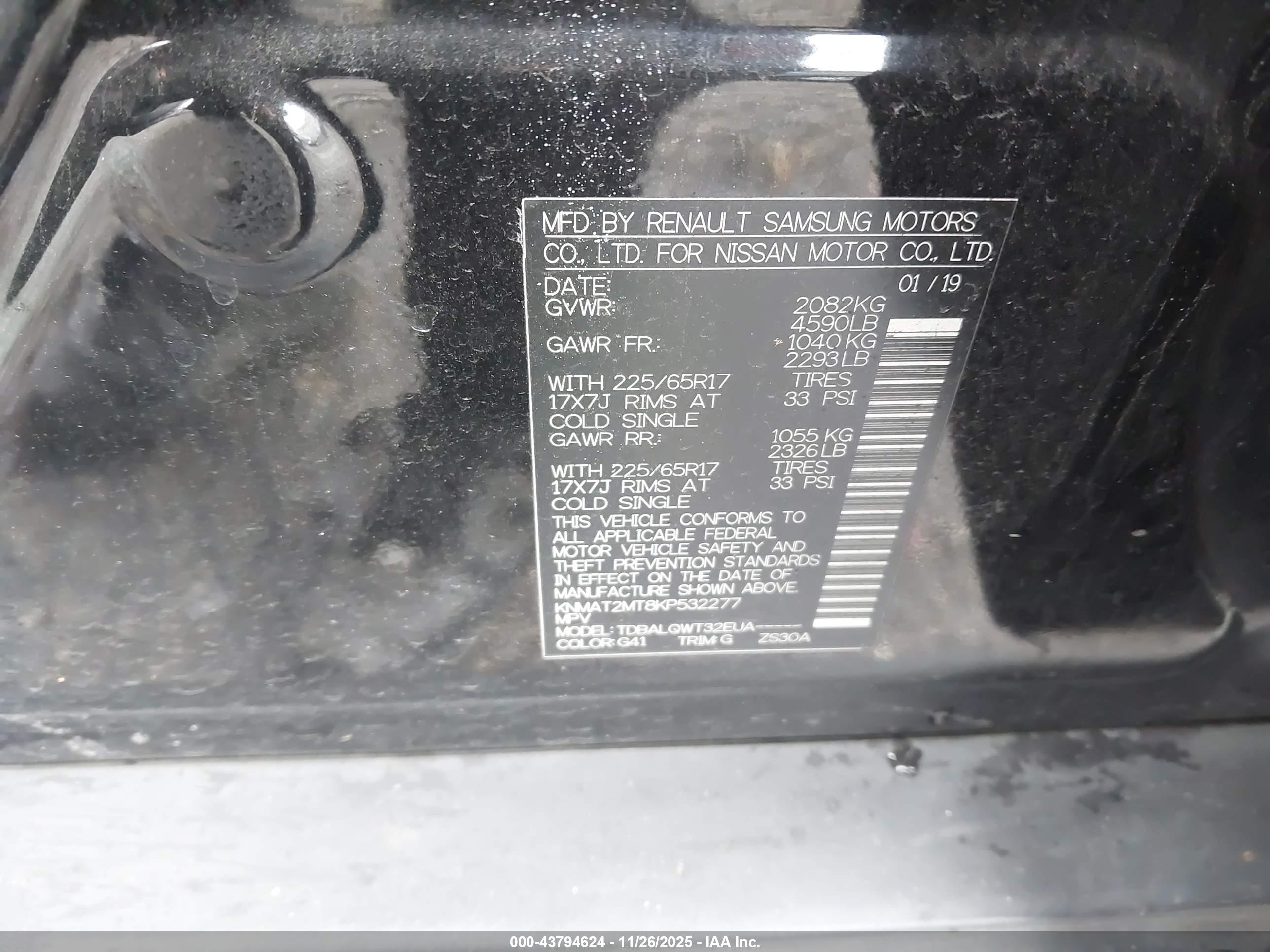 NISSAN ROGUE image 9