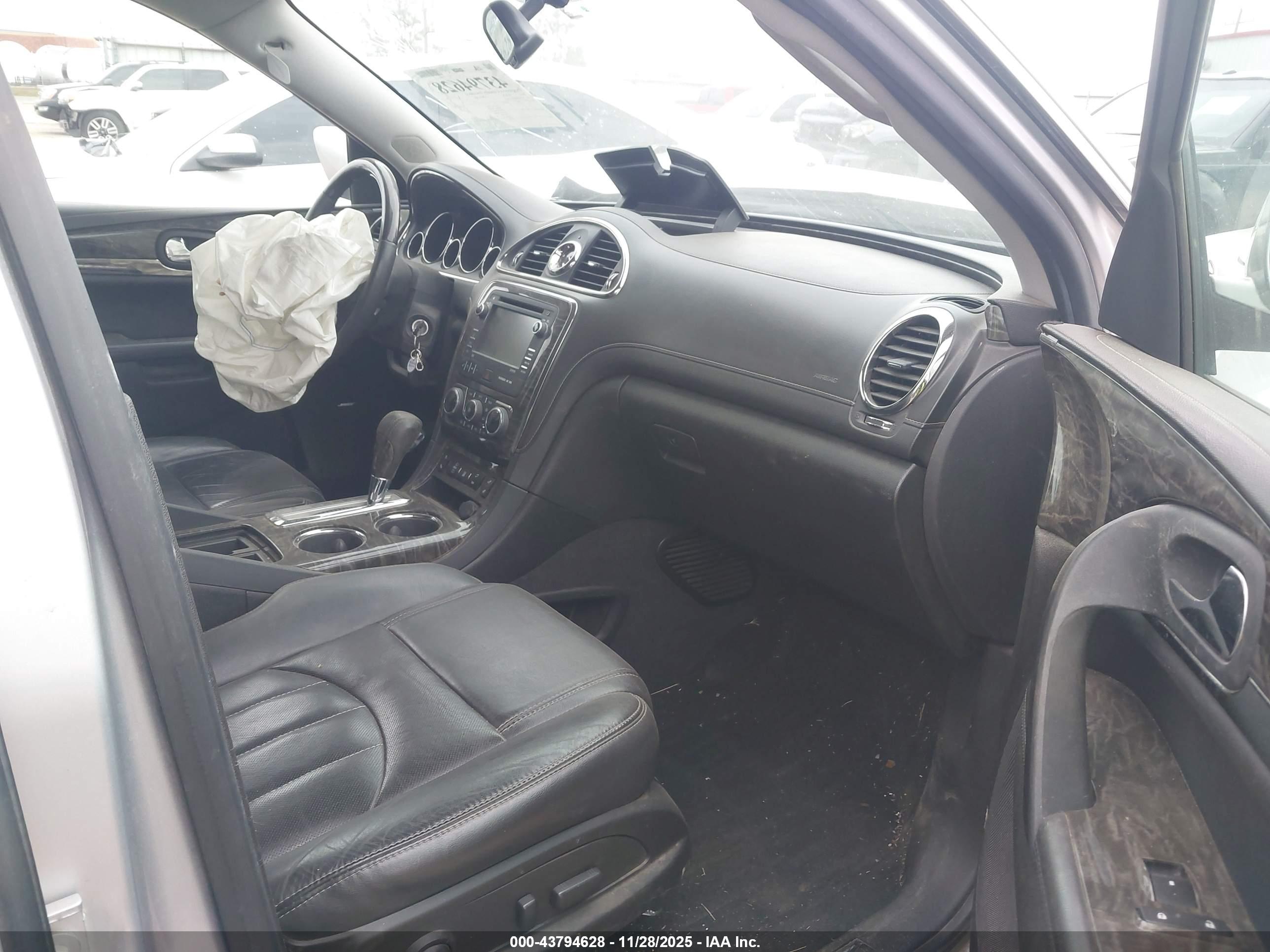 BUICK ENCLAVE image 5