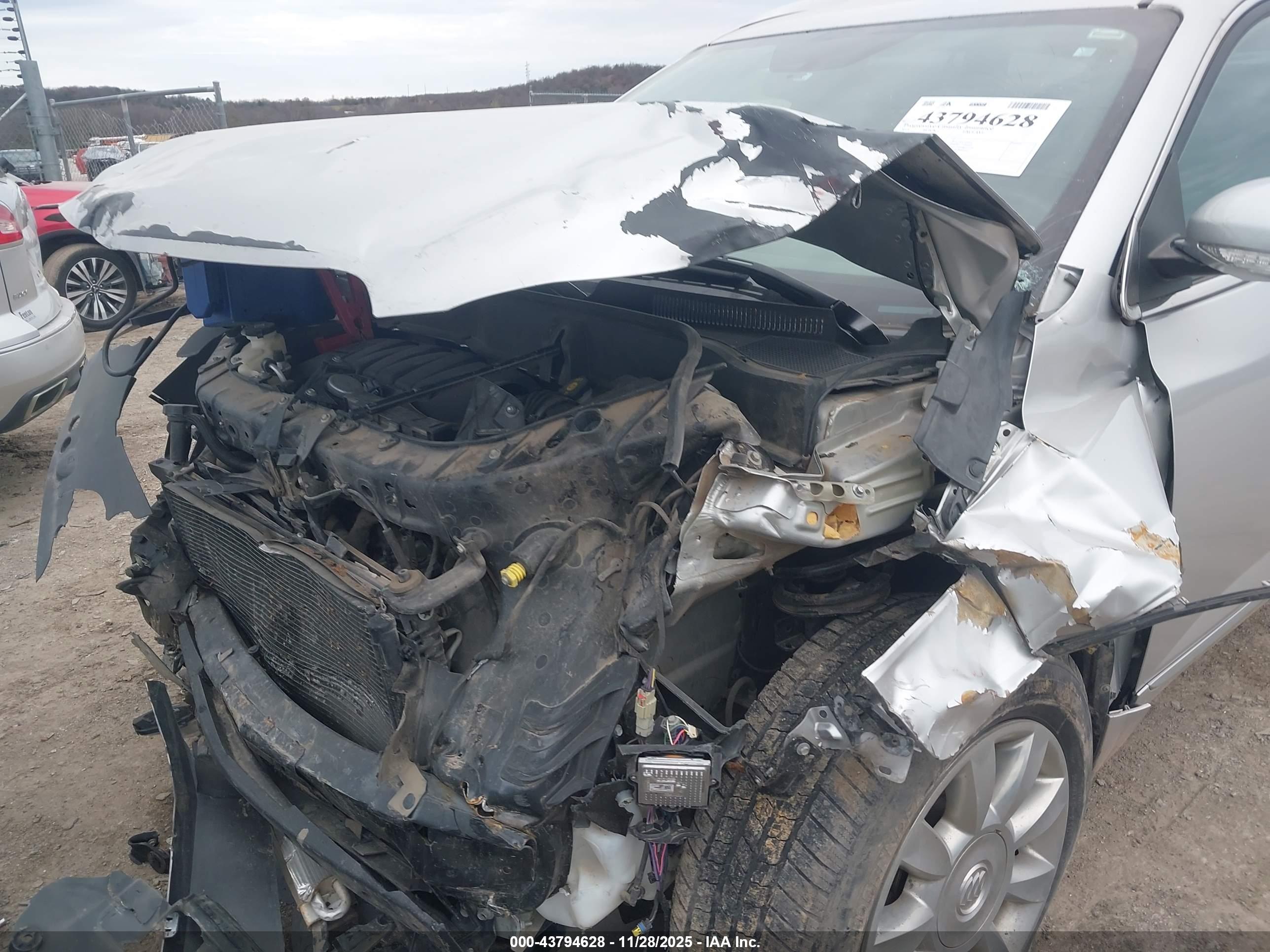 BUICK ENCLAVE image 6