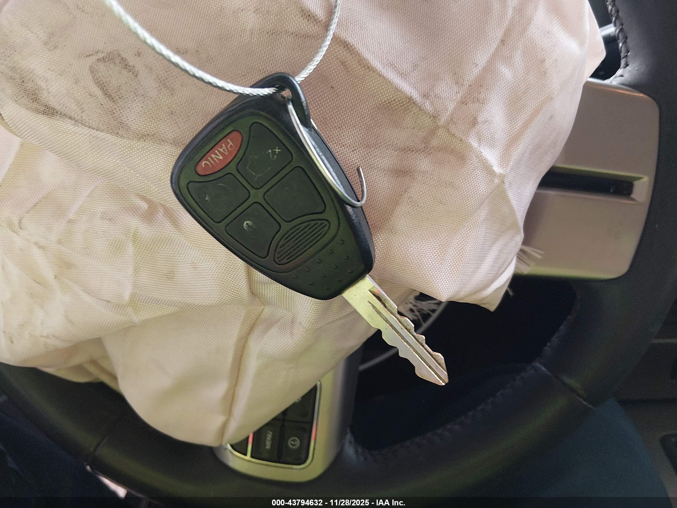 JEEP LIBERTY image 11