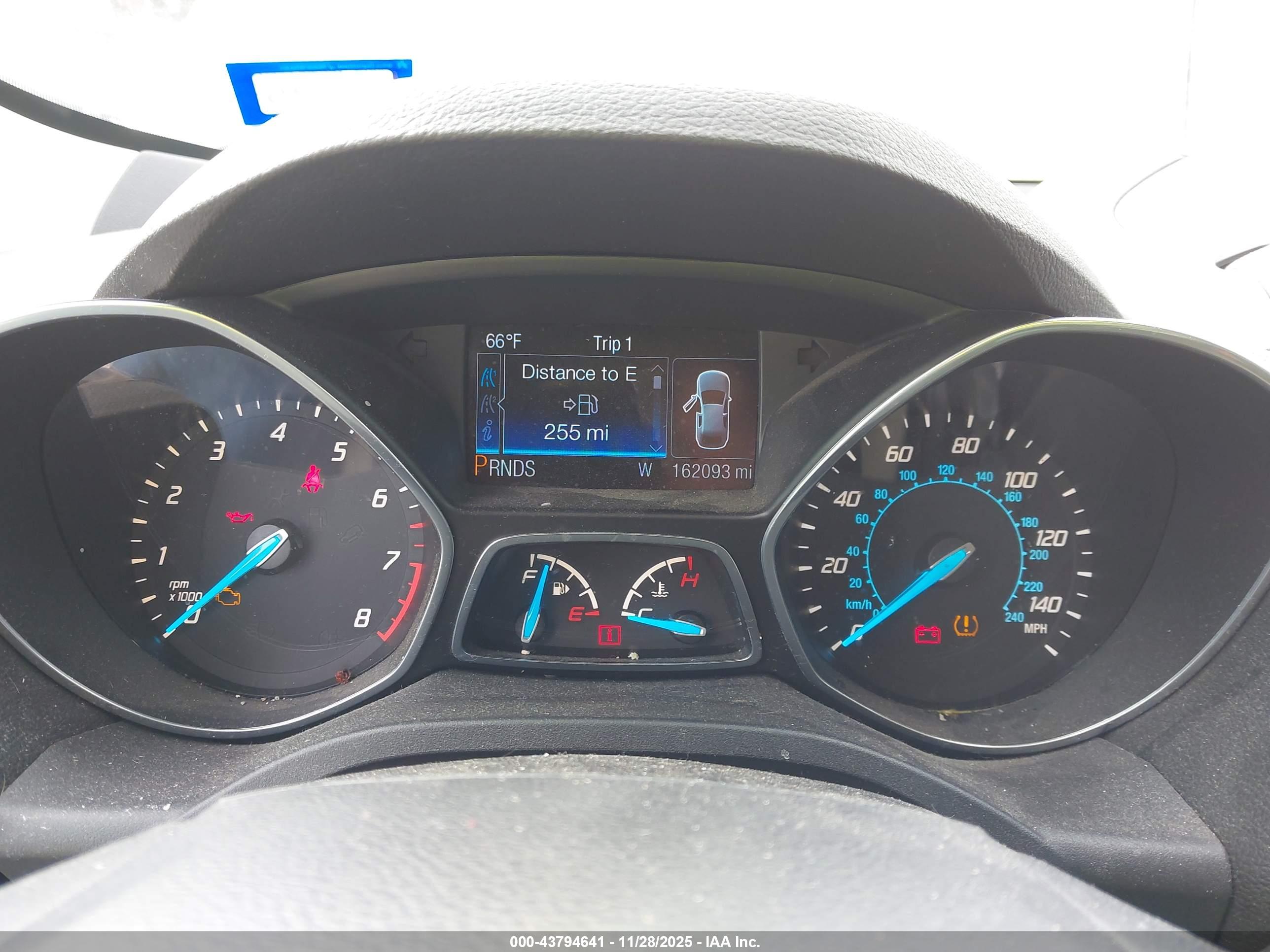 FORD ESCAPE image 7