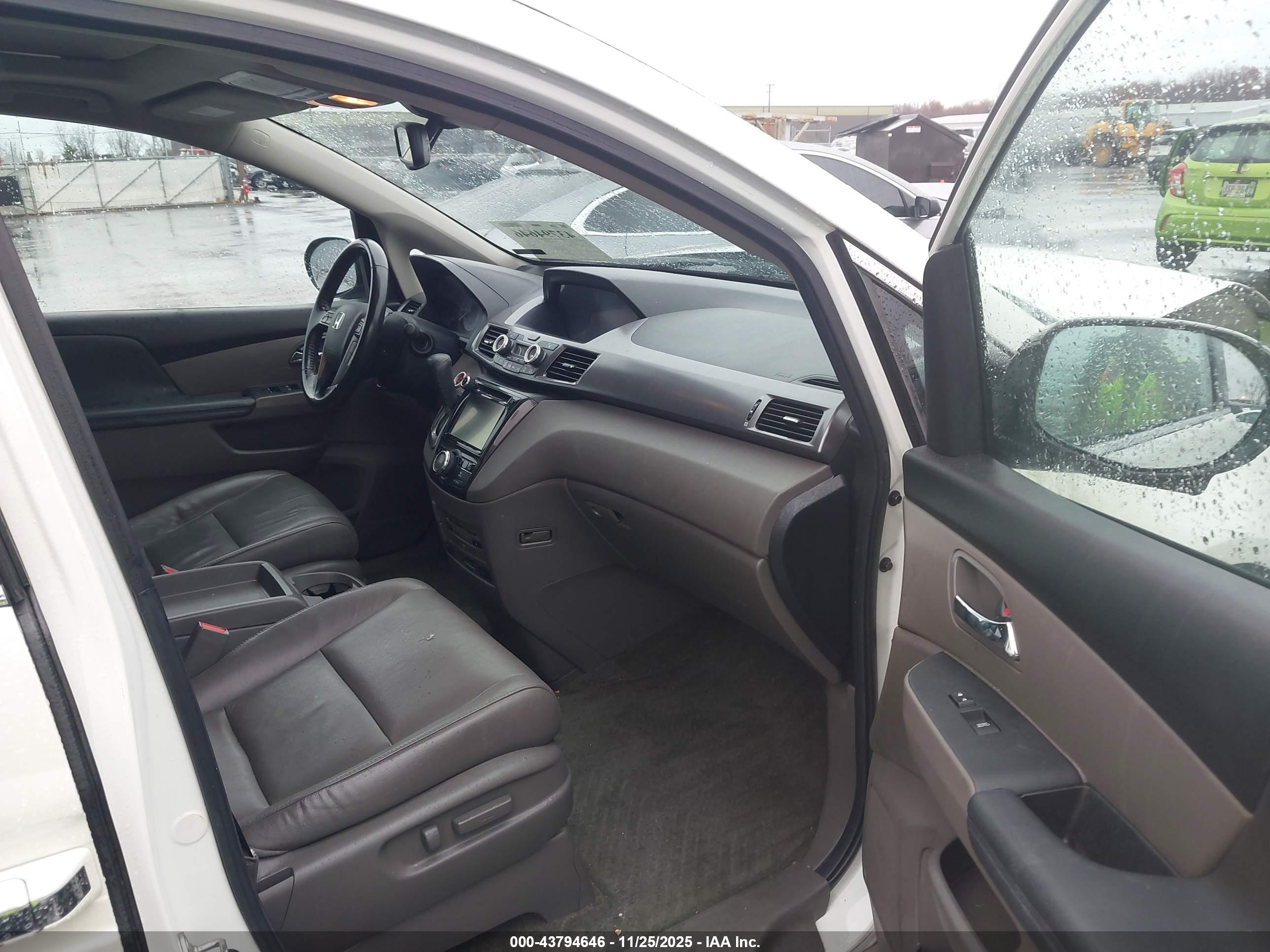 HONDA ODYSSEY image 5