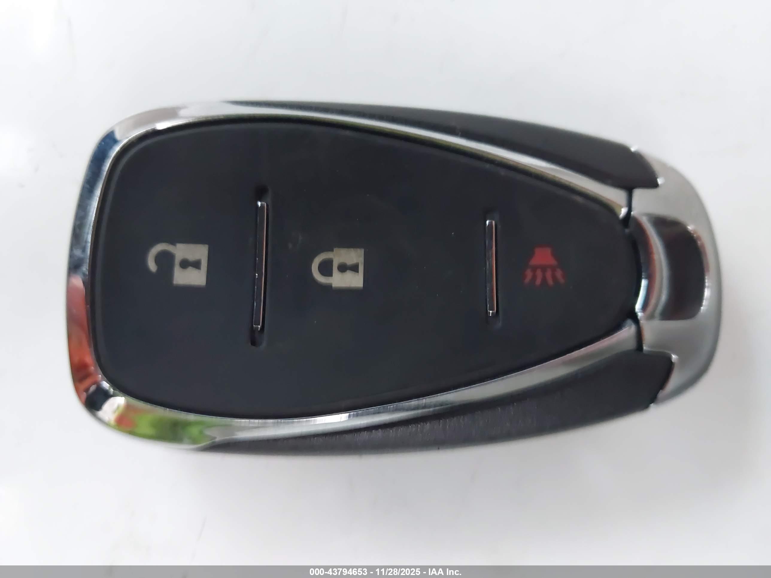 CHEVROLET TRAVERSE image 11