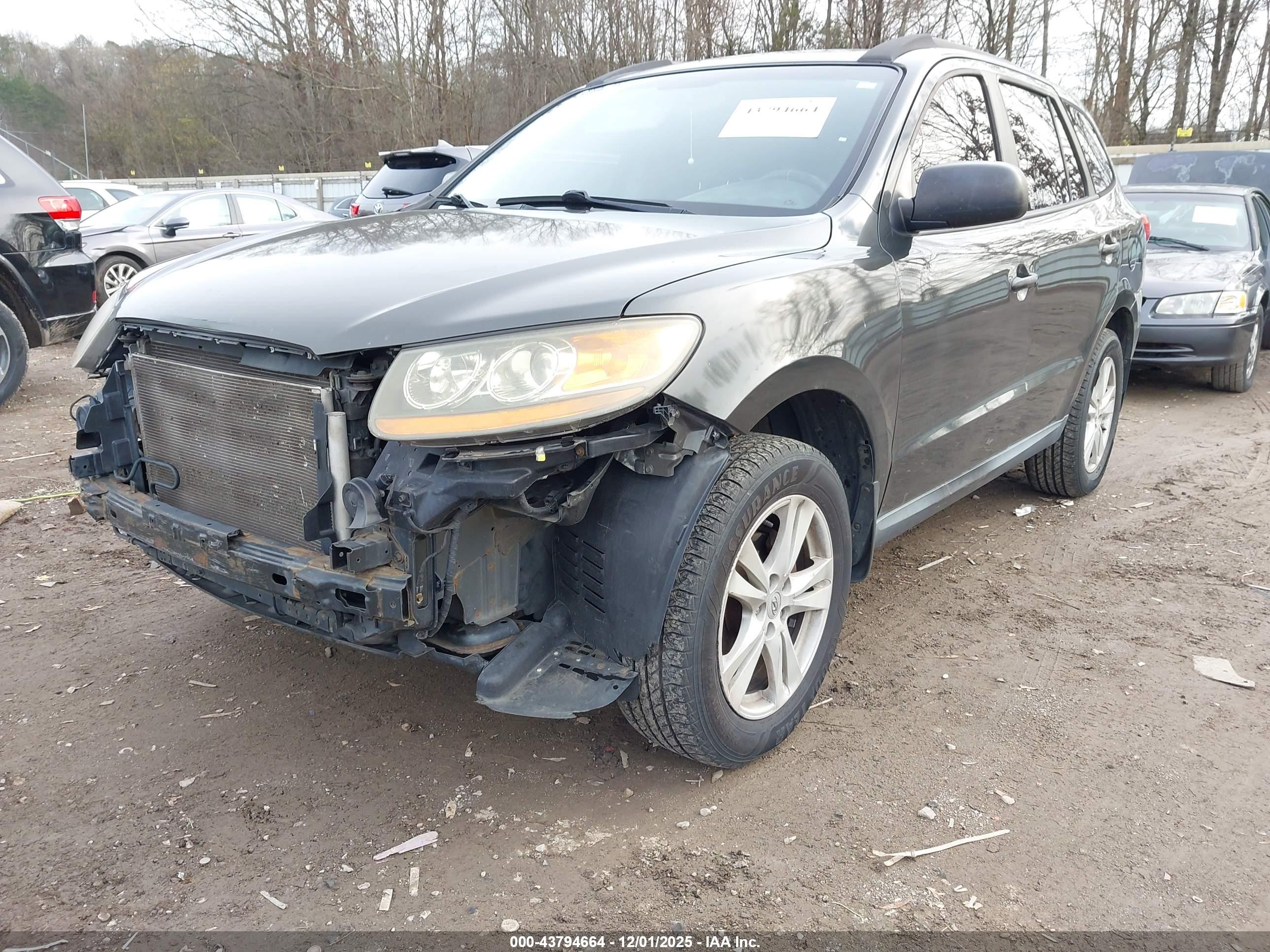 HYUNDAI SANTA image 2