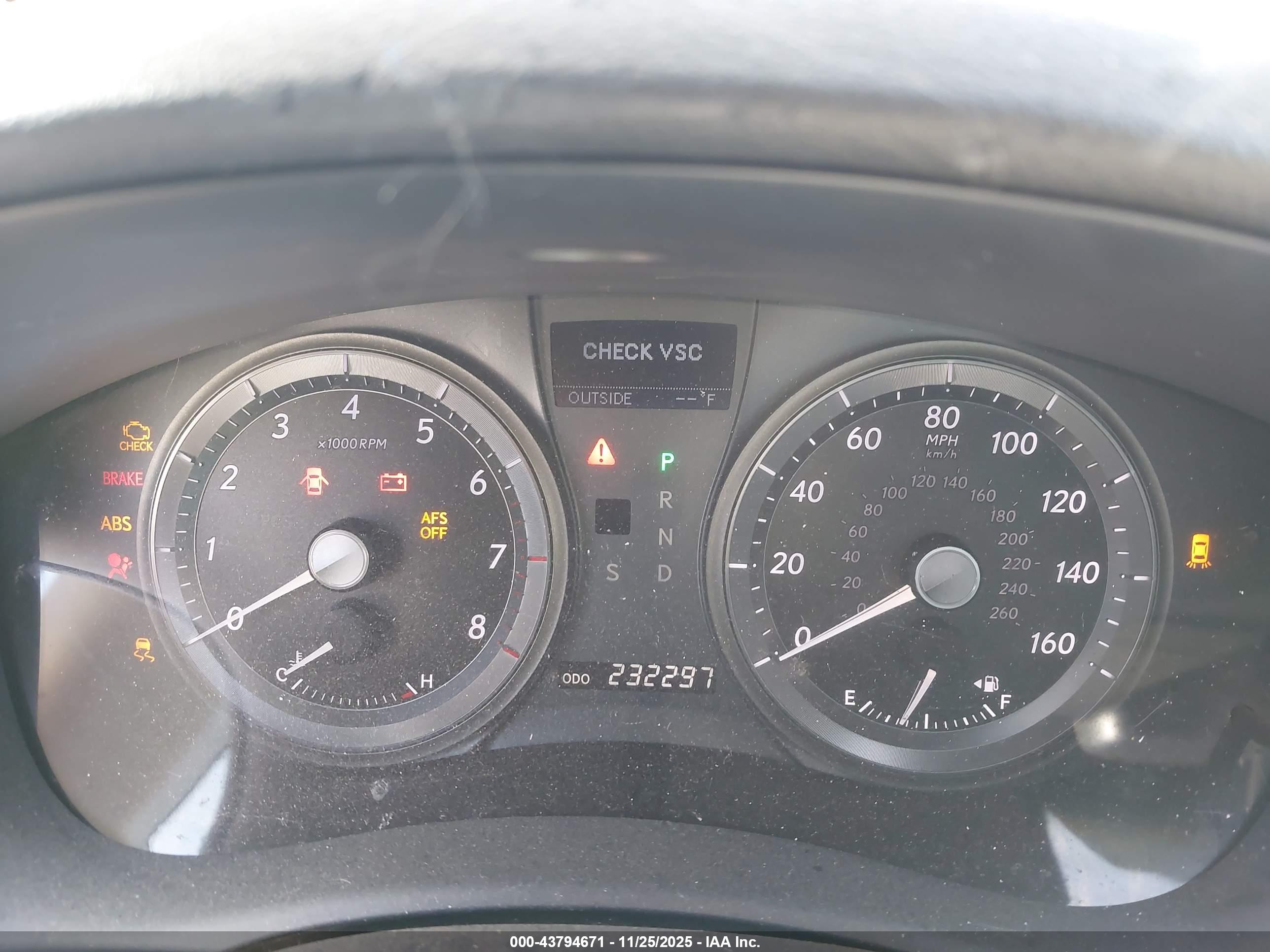 LEXUS ES image 7
