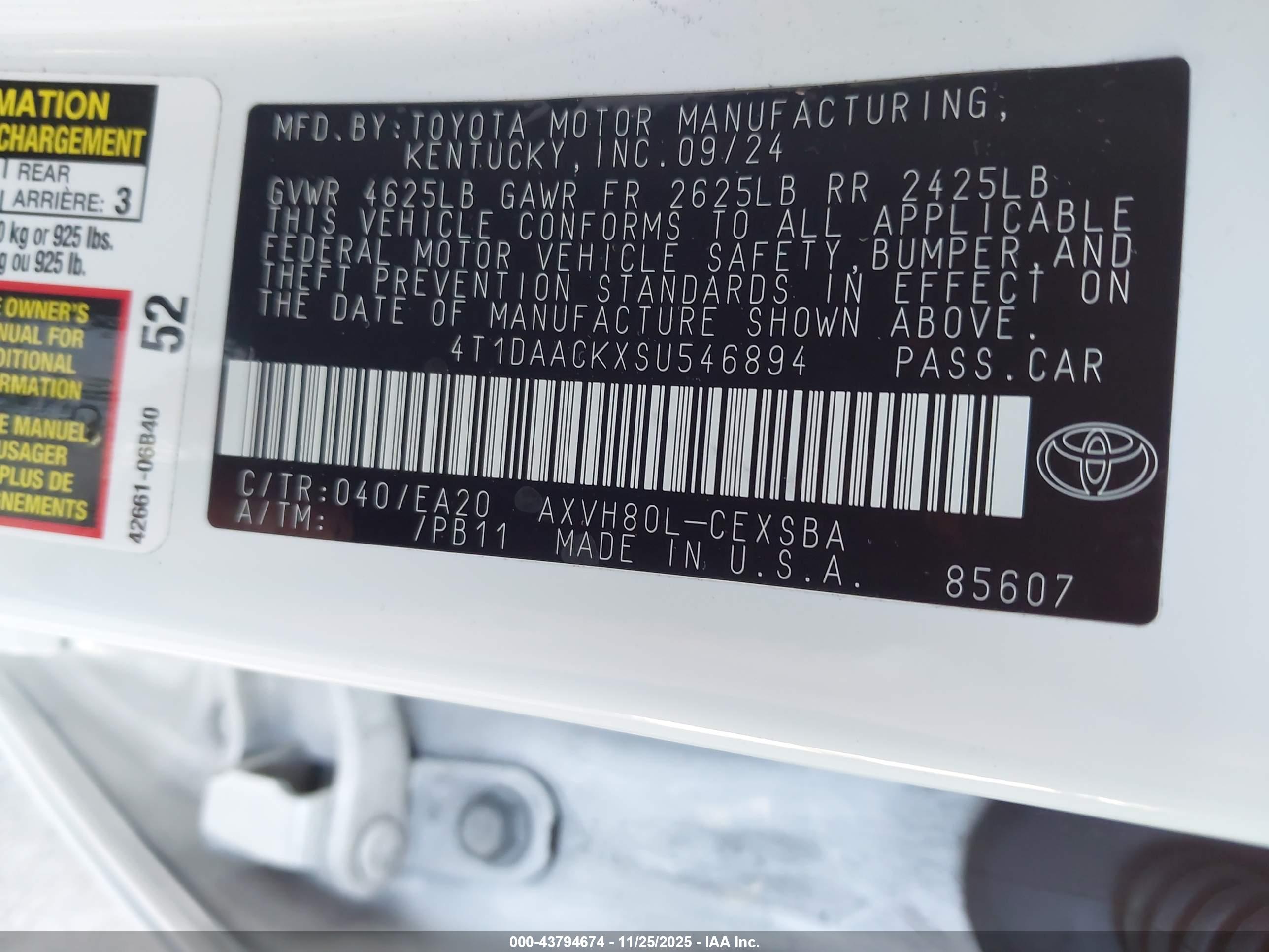 TOYOTA CAMRY image 9