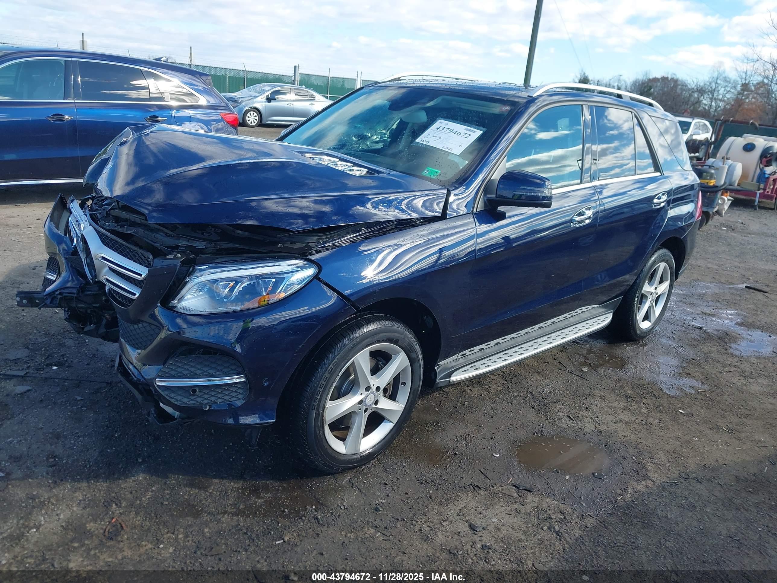 MERCEDES-BENZ GLE image 2