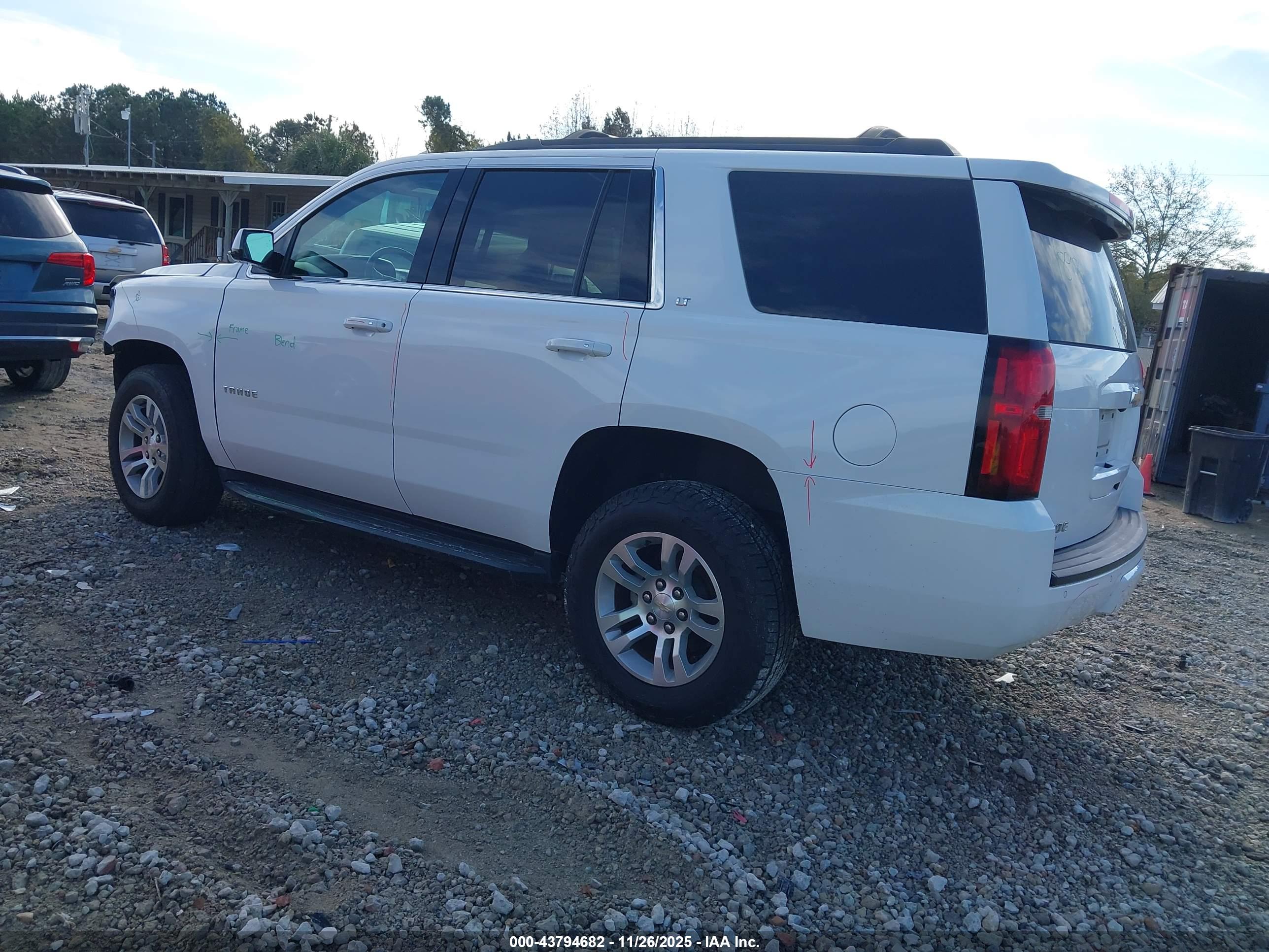 CHEVROLET TAHOE image 3