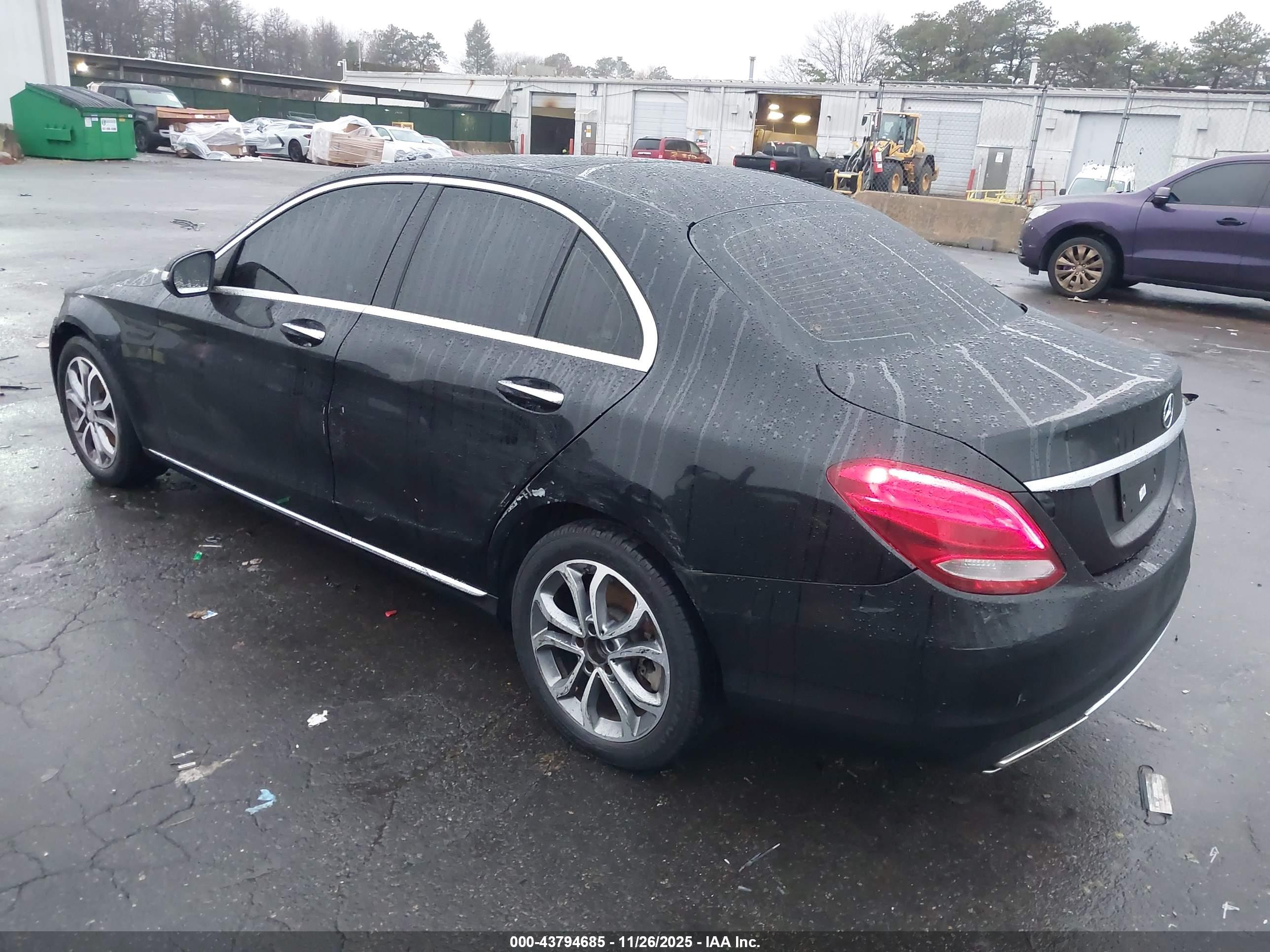 MERCEDES-BENZ C image 3