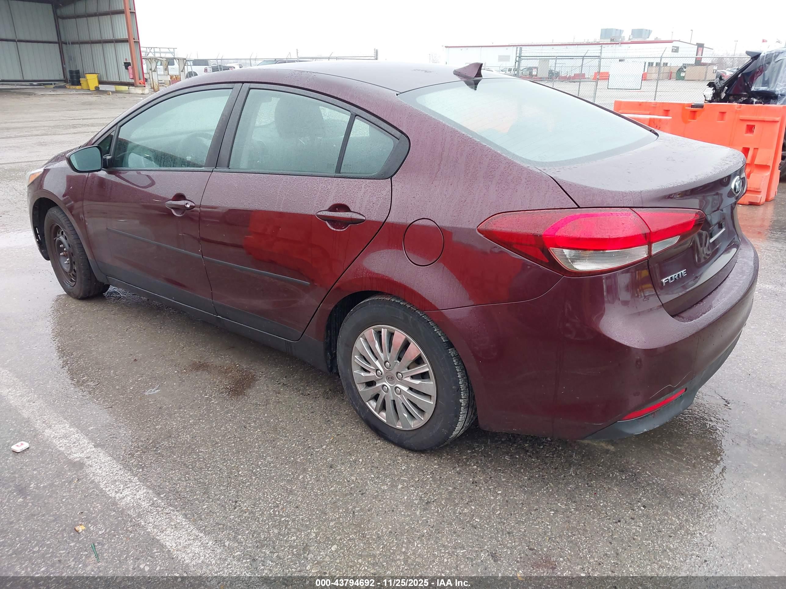 KIA FORTE image 3