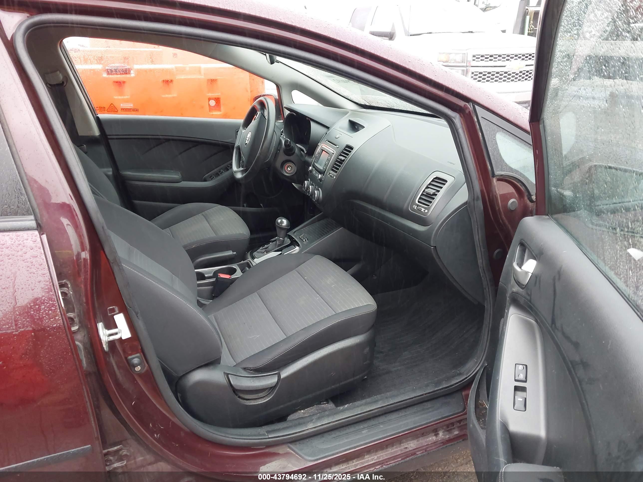 KIA FORTE image 5