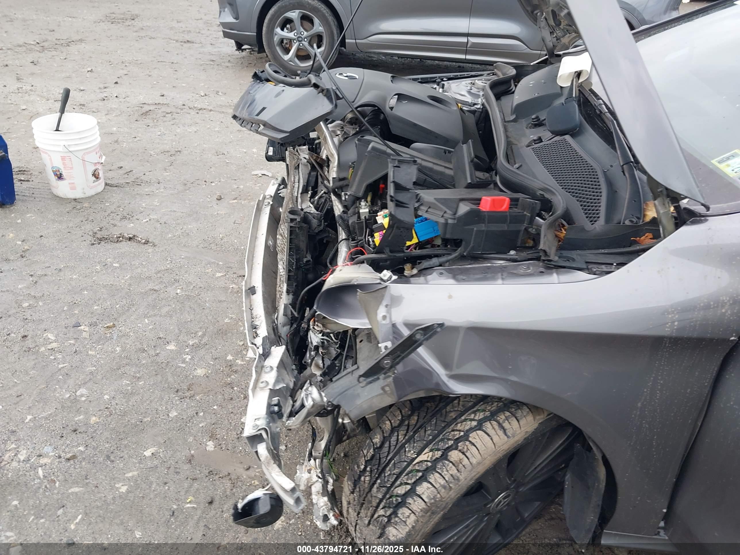 MERCEDES-BENZ CLA image 6
