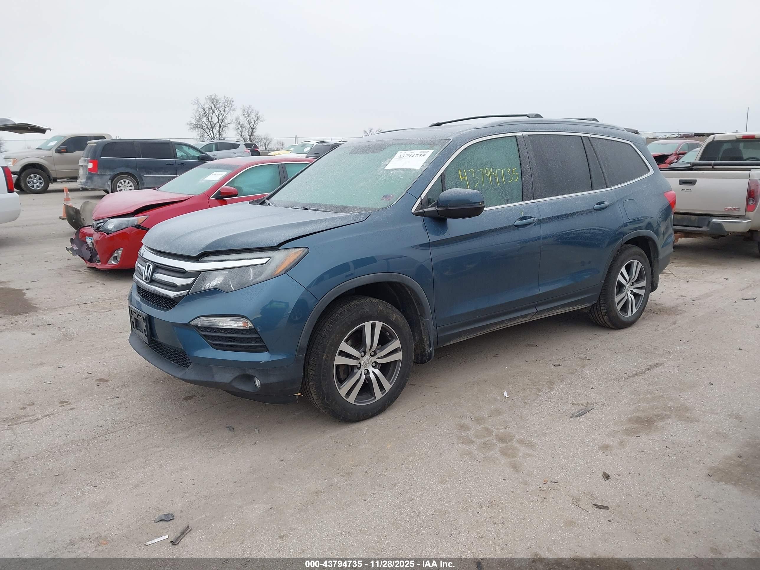 HONDA PILOT image 2