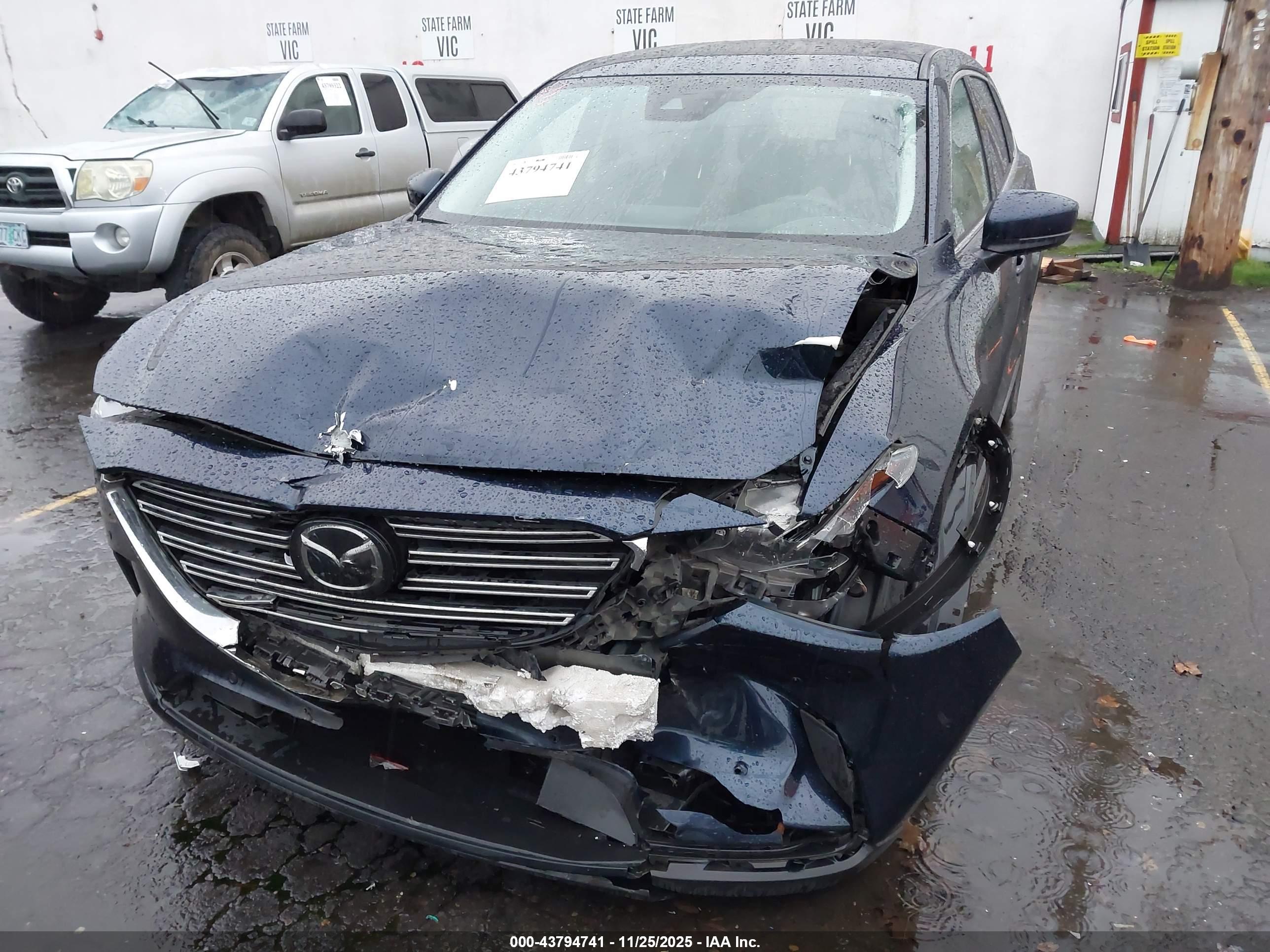 MAZDA CX-9 image 6