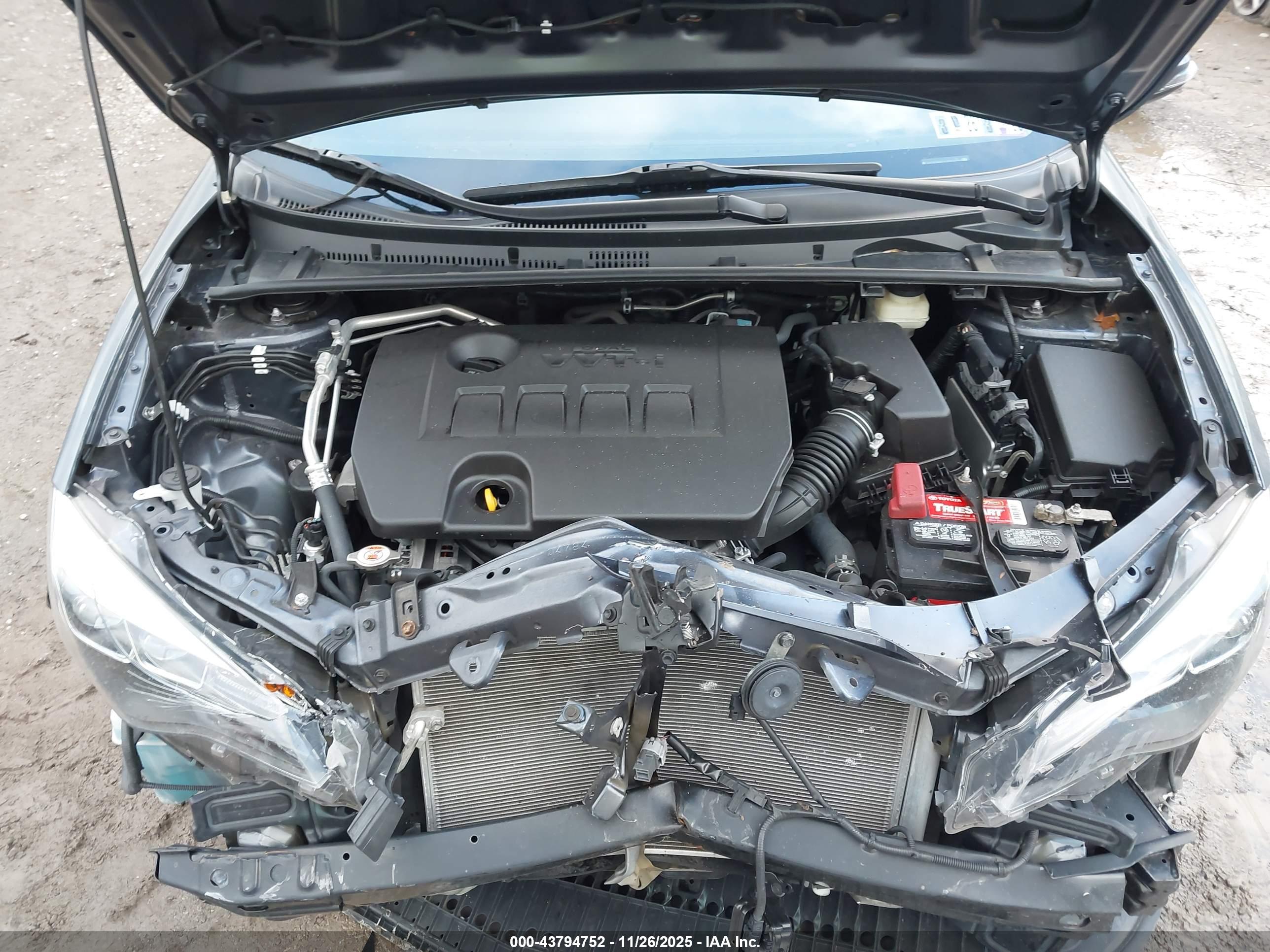 TOYOTA COROLLA image 10