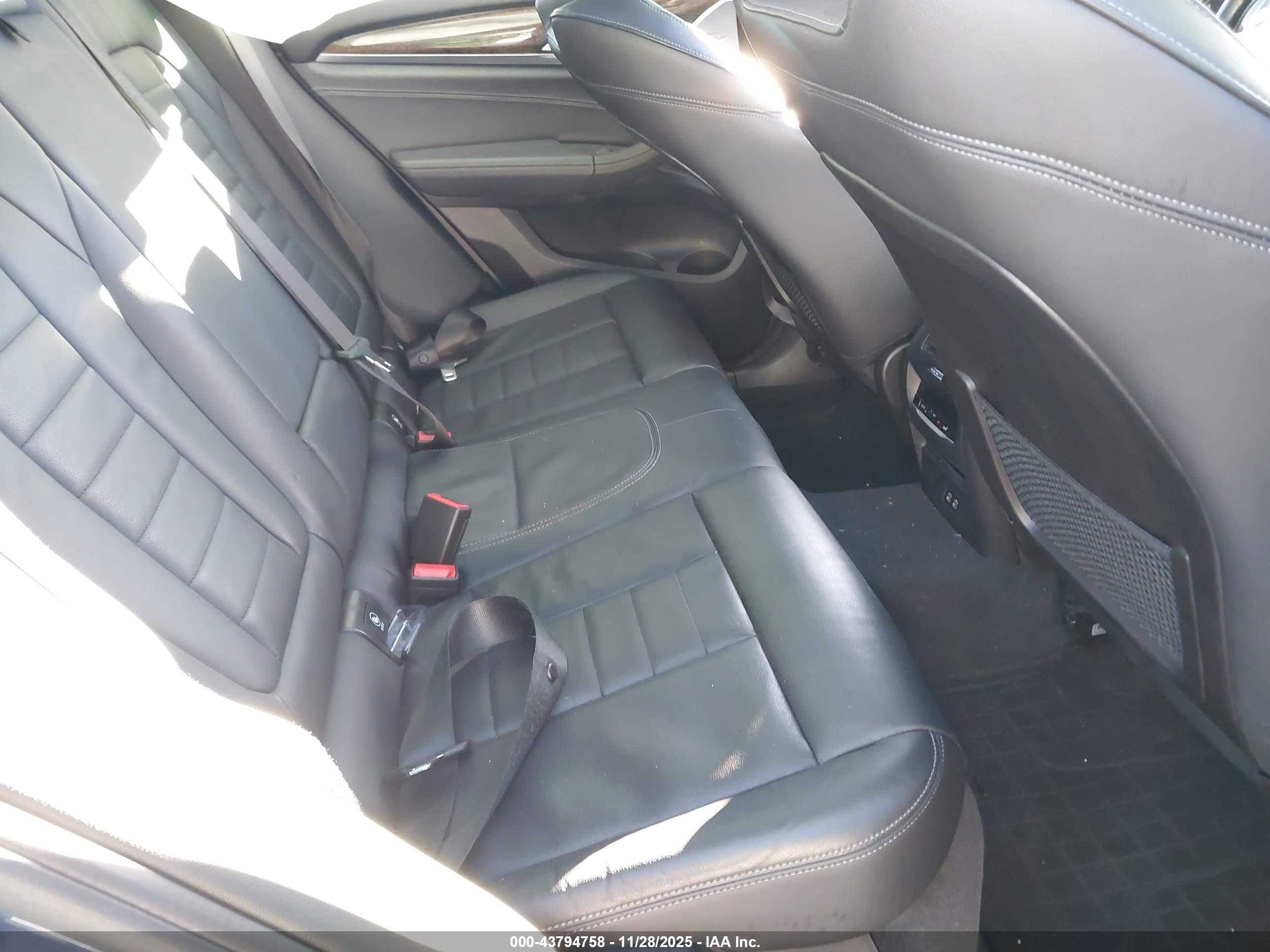 BMW X3 image 8